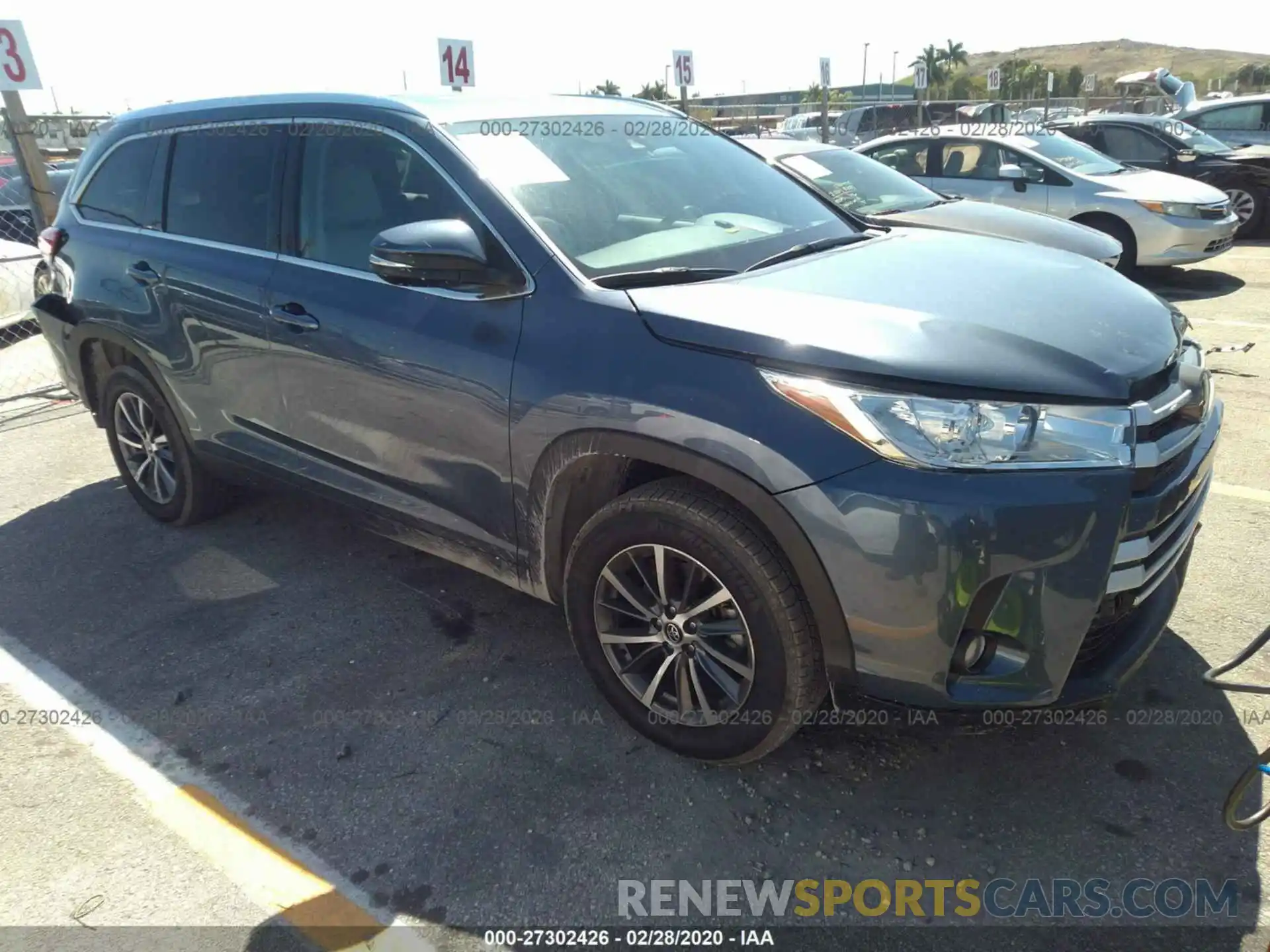 1 Photograph of a damaged car 5TDKZRFHXKS322189 TOYOTA HIGHLANDER 2019