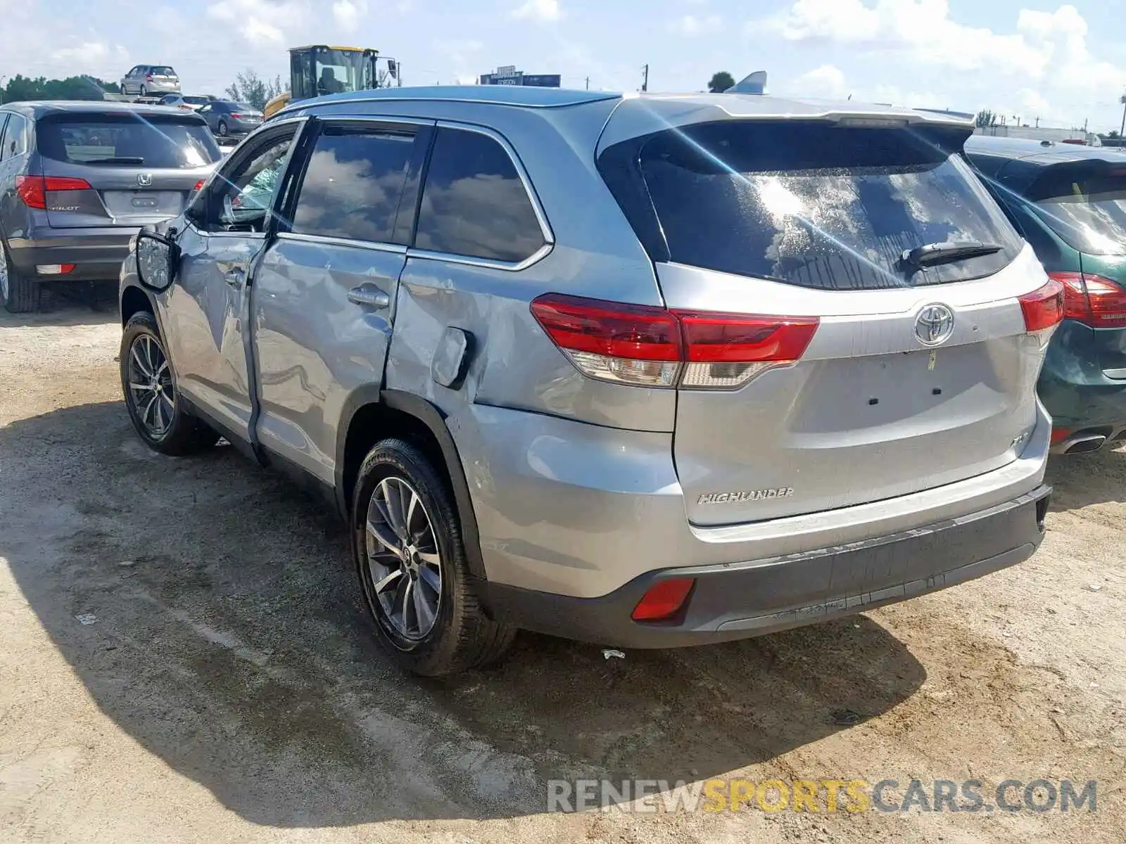 3 Фотография поврежденного автомобиля 5TDKZRFHXKS326484 TOYOTA HIGHLANDER 2019