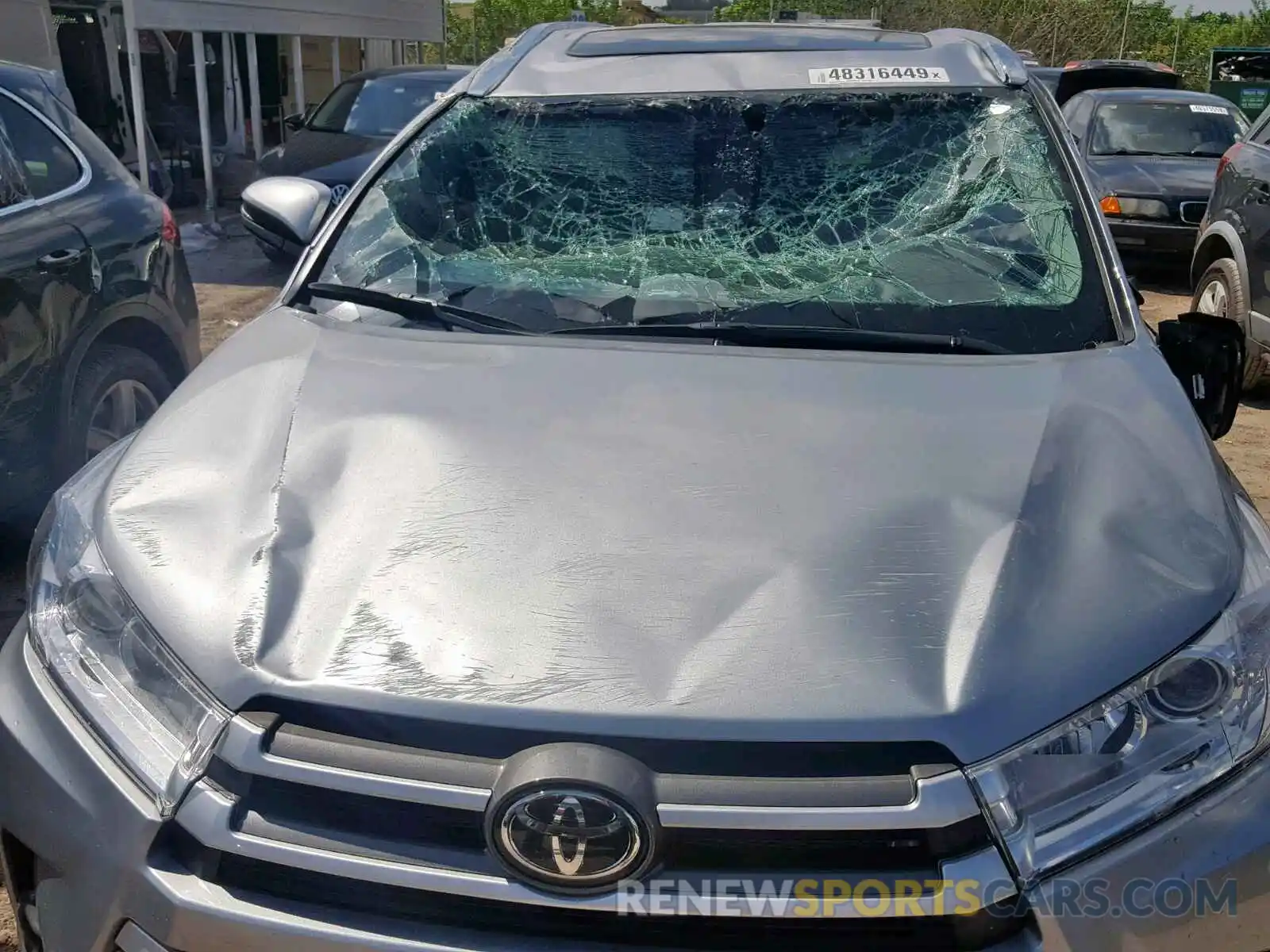 9 Photograph of a damaged car 5TDKZRFHXKS326484 TOYOTA HIGHLANDER 2019