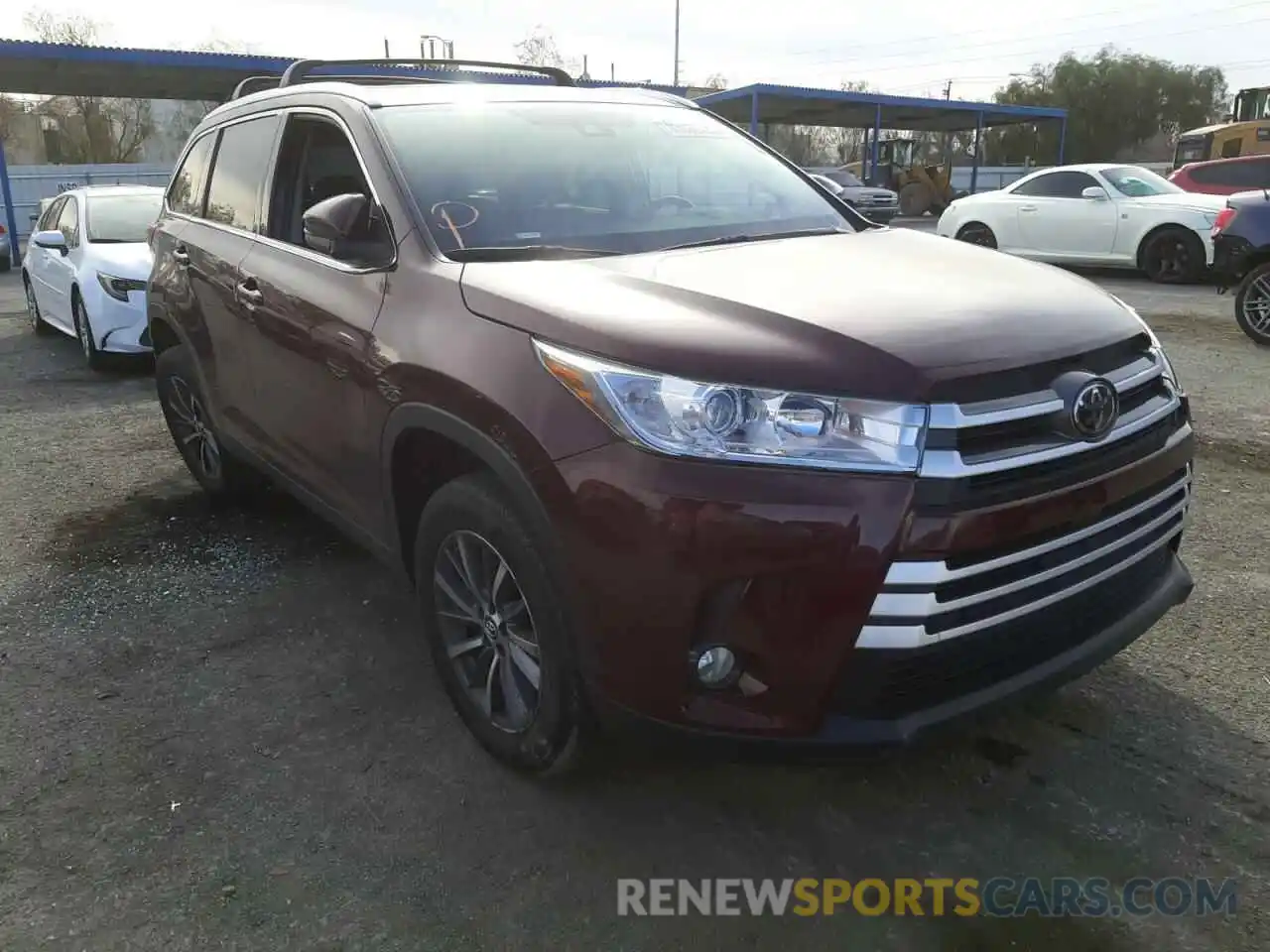 1 Photograph of a damaged car 5TDKZRFHXKS331071 TOYOTA HIGHLANDER 2019