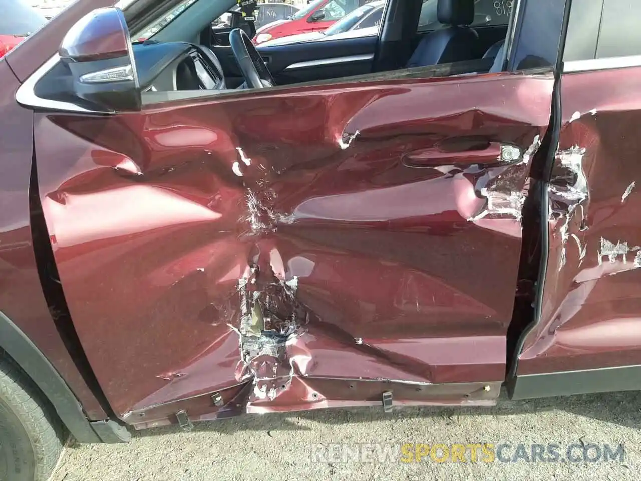 10 Photograph of a damaged car 5TDKZRFHXKS331071 TOYOTA HIGHLANDER 2019