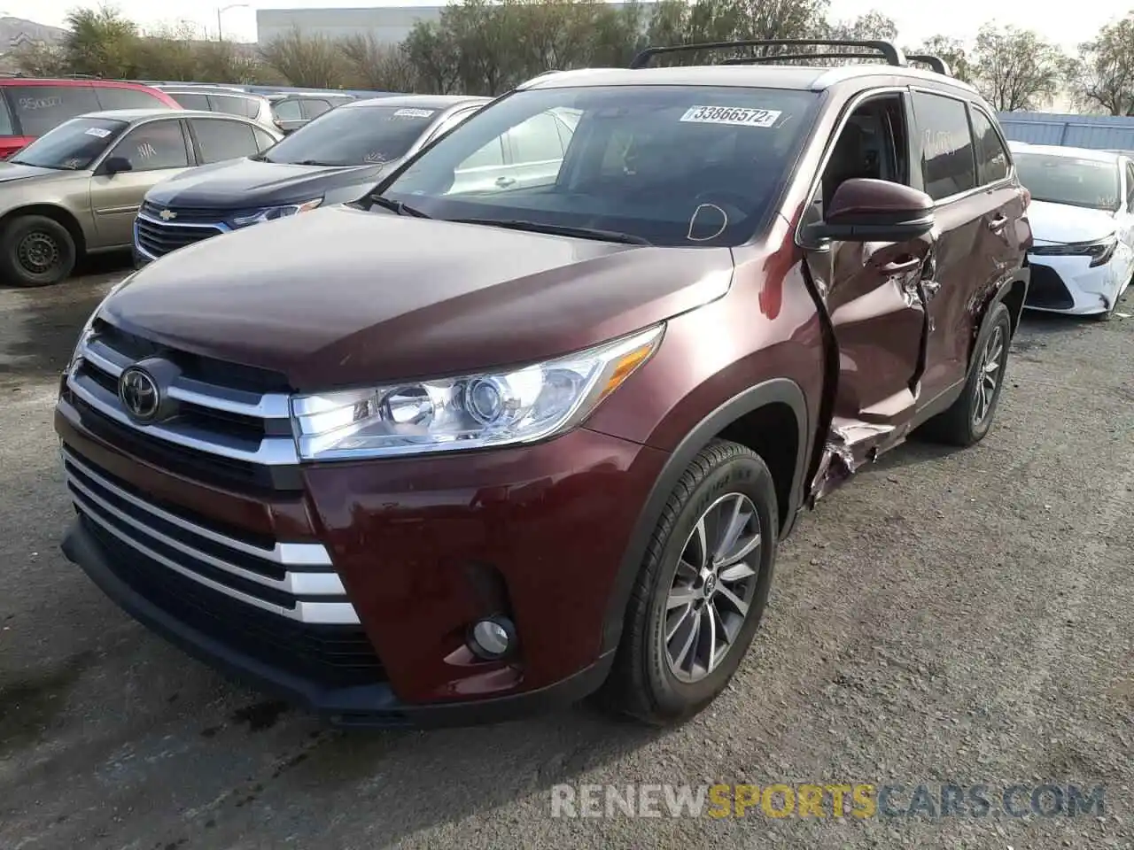 2 Фотография поврежденного автомобиля 5TDKZRFHXKS331071 TOYOTA HIGHLANDER 2019