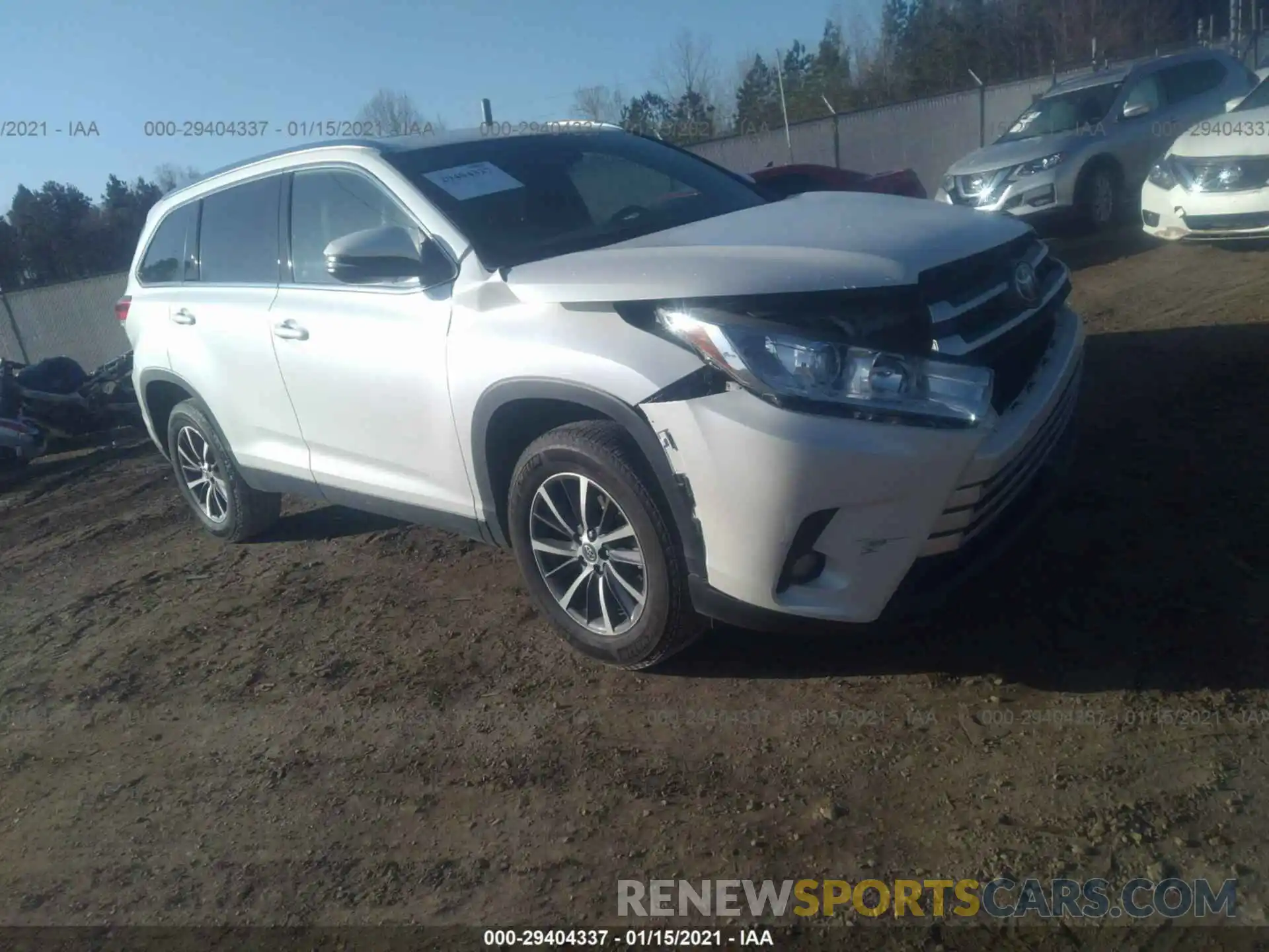 1 Photograph of a damaged car 5TDKZRFHXKS335251 TOYOTA HIGHLANDER 2019