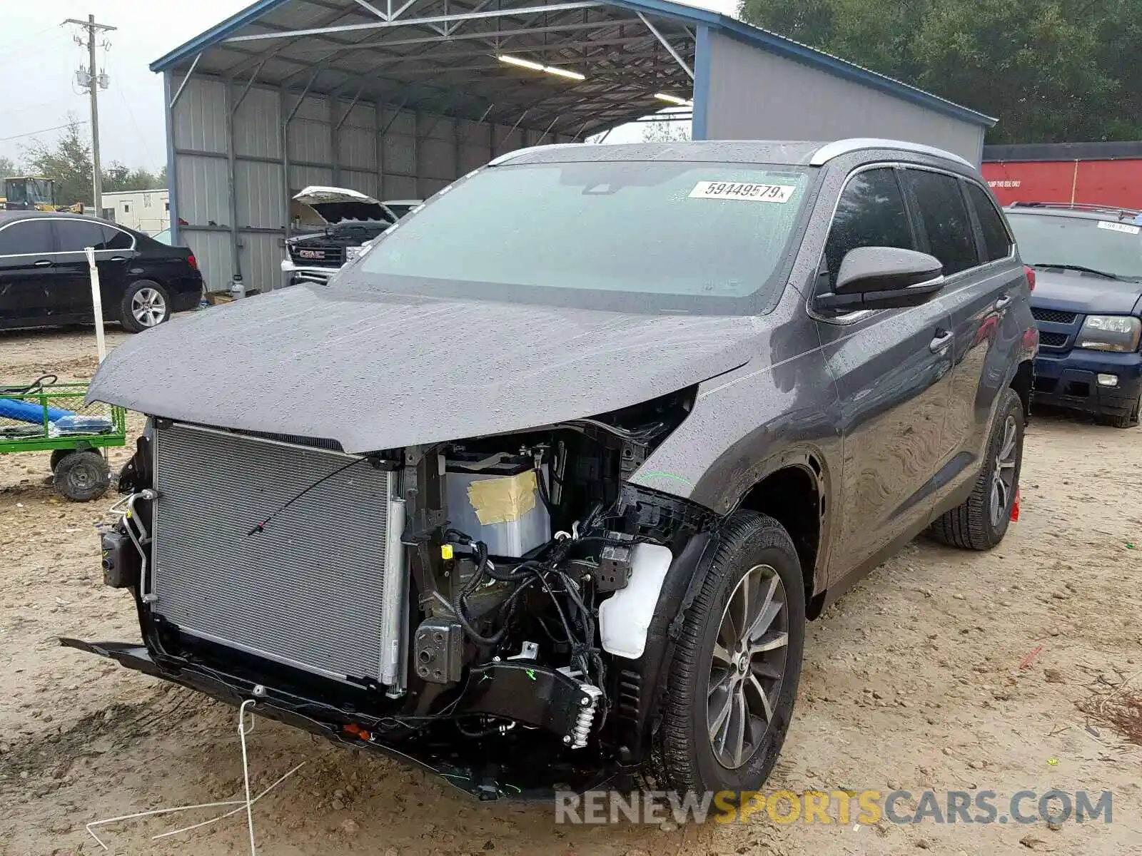 2 Photograph of a damaged car 5TDKZRFHXKS337842 TOYOTA HIGHLANDER 2019