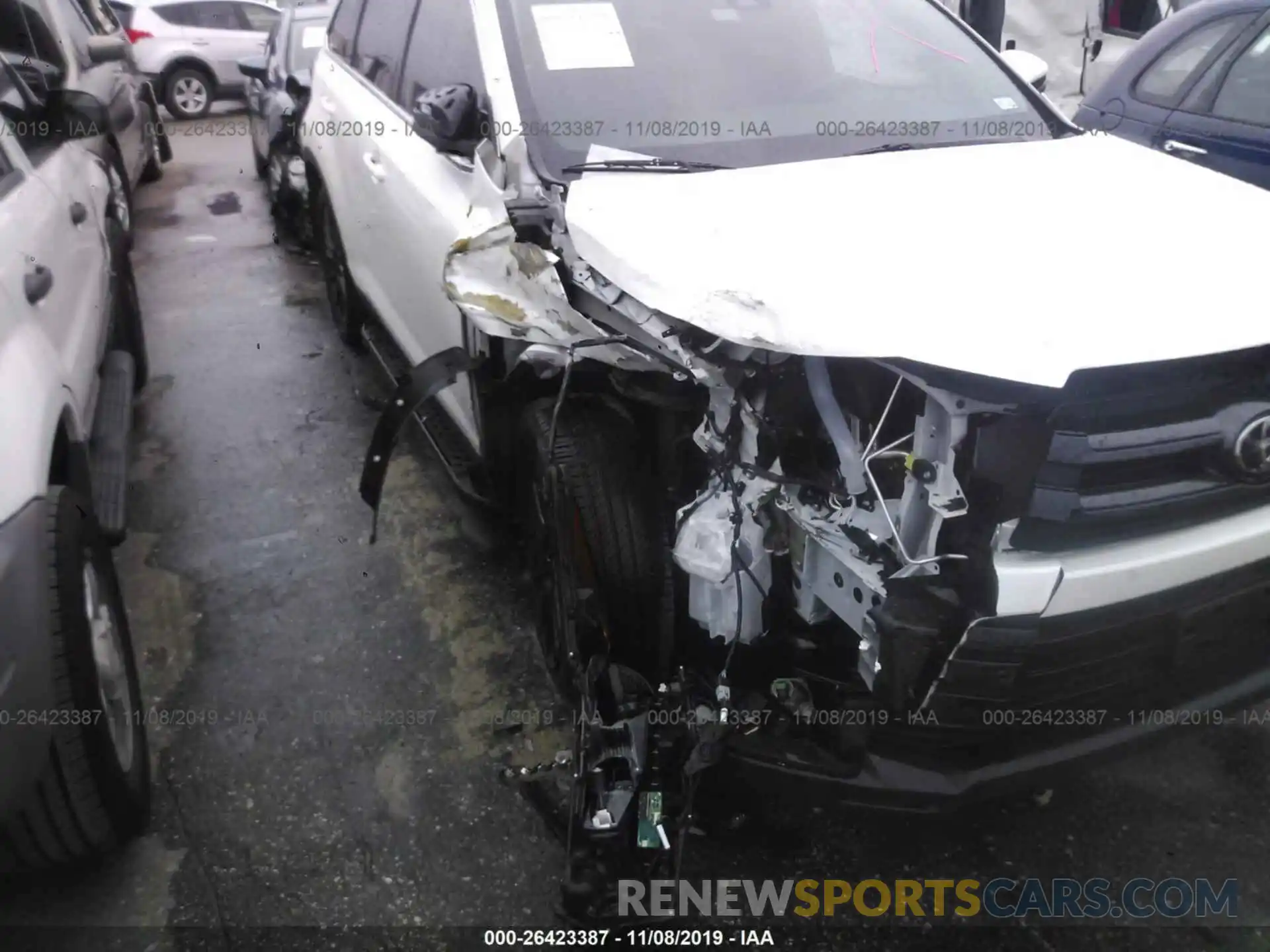 6 Photograph of a damaged car 5TDKZRFHXKS340918 TOYOTA HIGHLANDER 2019