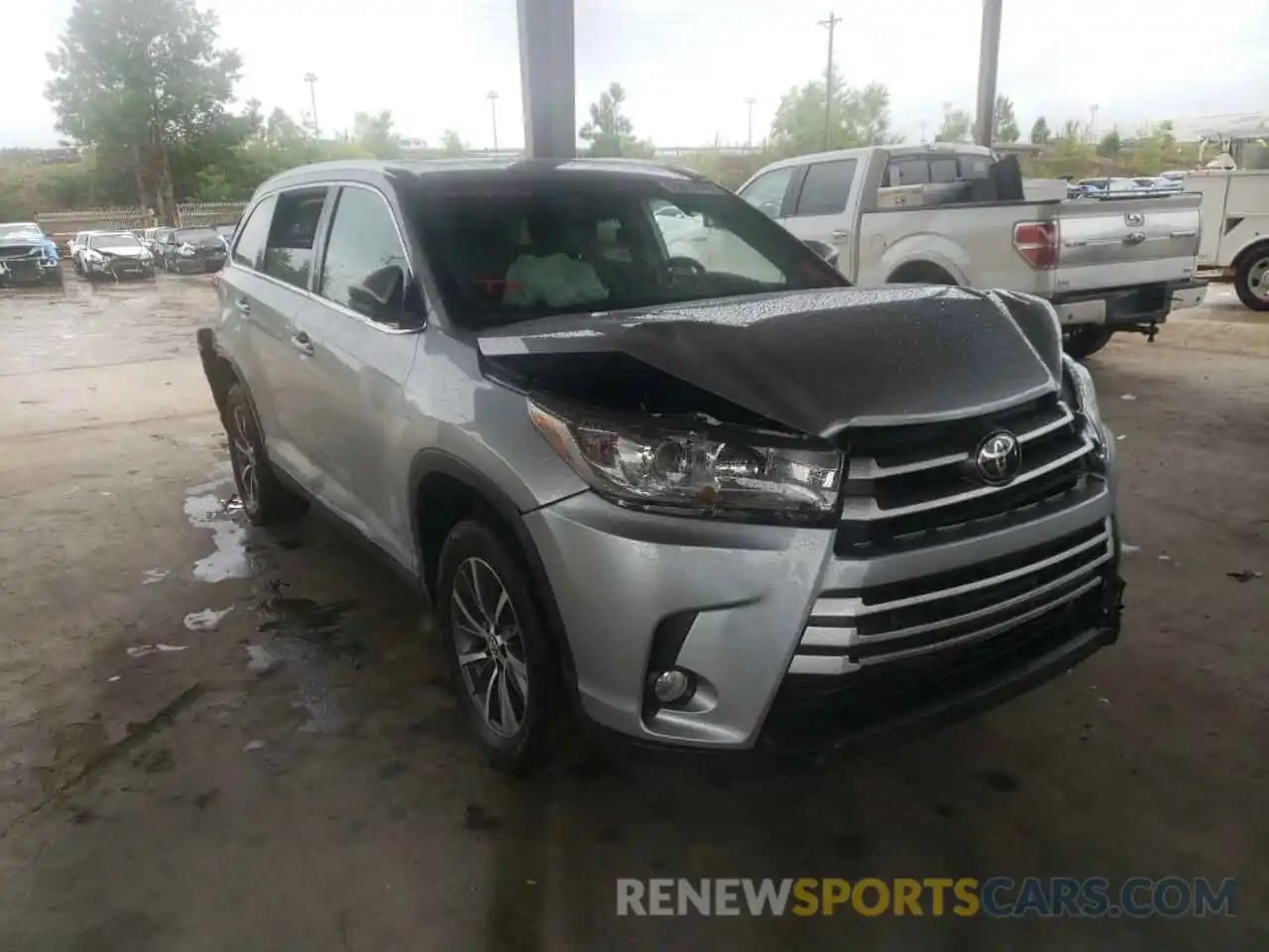 1 Фотография поврежденного автомобиля 5TDKZRFHXKS347965 TOYOTA HIGHLANDER 2019