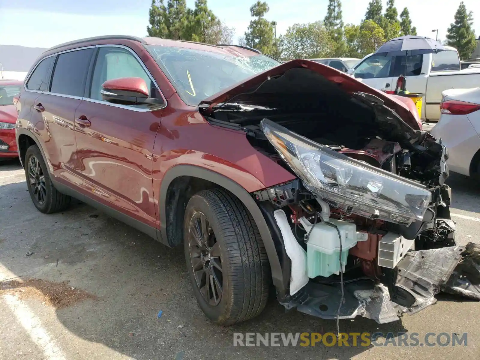 1 Photograph of a damaged car 5TDKZRFHXKS355094 TOYOTA HIGHLANDER 2019