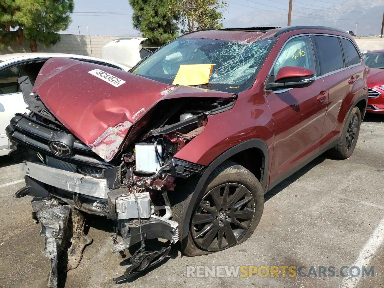 2 Photograph of a damaged car 5TDKZRFHXKS355094 TOYOTA HIGHLANDER 2019