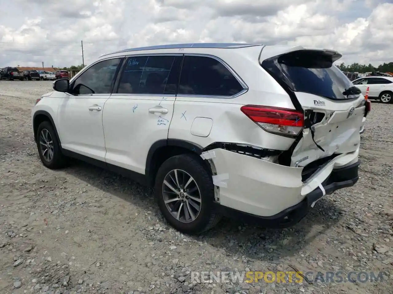 3 Фотография поврежденного автомобиля 5TDKZRFHXKS361770 TOYOTA HIGHLANDER 2019