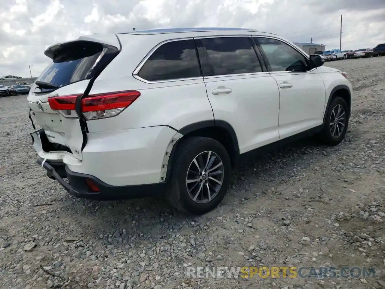 4 Фотография поврежденного автомобиля 5TDKZRFHXKS361770 TOYOTA HIGHLANDER 2019