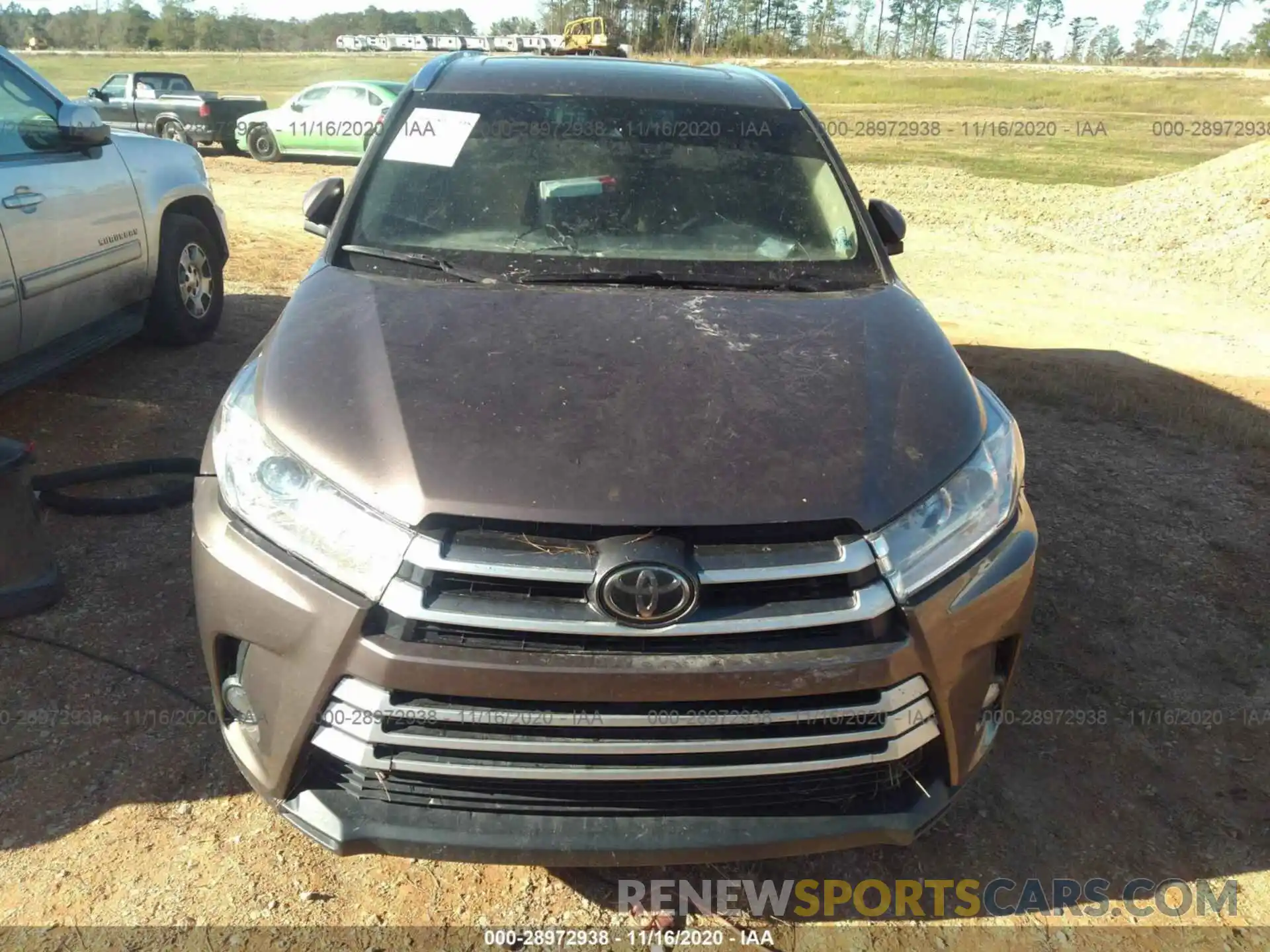 6 Photograph of a damaged car 5TDKZRFHXKS365799 TOYOTA HIGHLANDER 2019