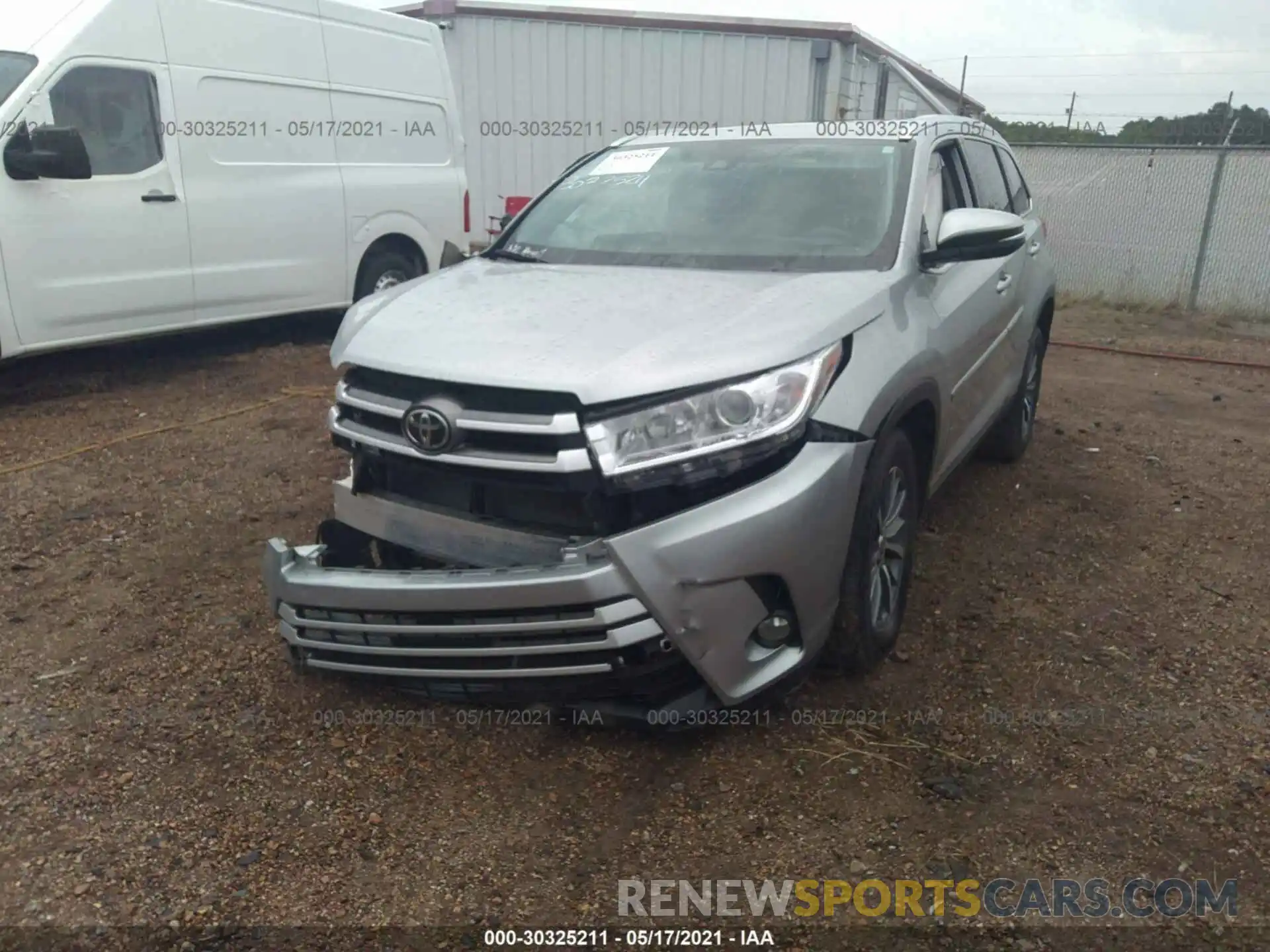 2 Photograph of a damaged car 5TDKZRFHXKS367665 TOYOTA HIGHLANDER 2019