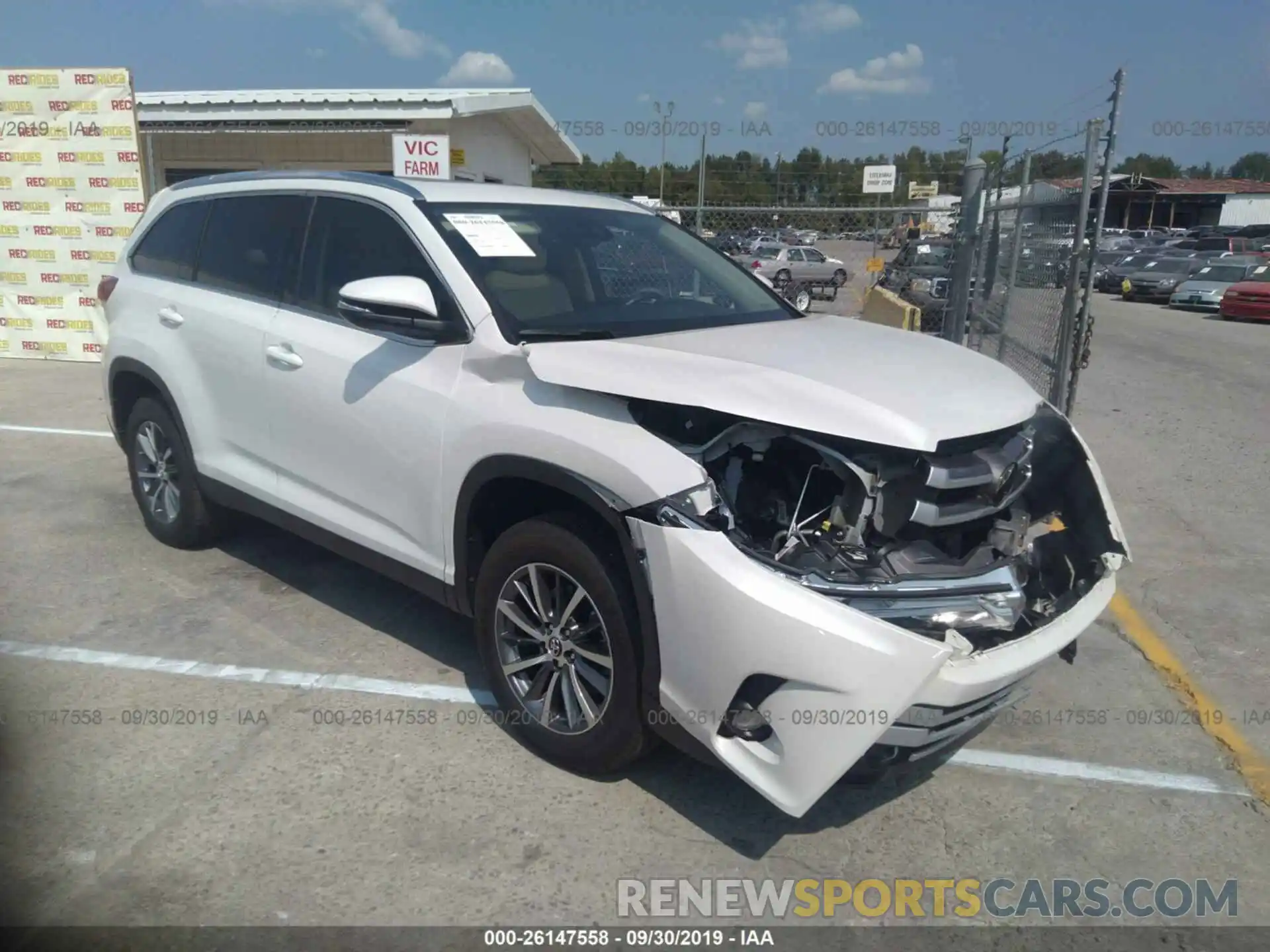 1 Photograph of a damaged car 5TDKZRFHXKS552458 TOYOTA HIGHLANDER 2019