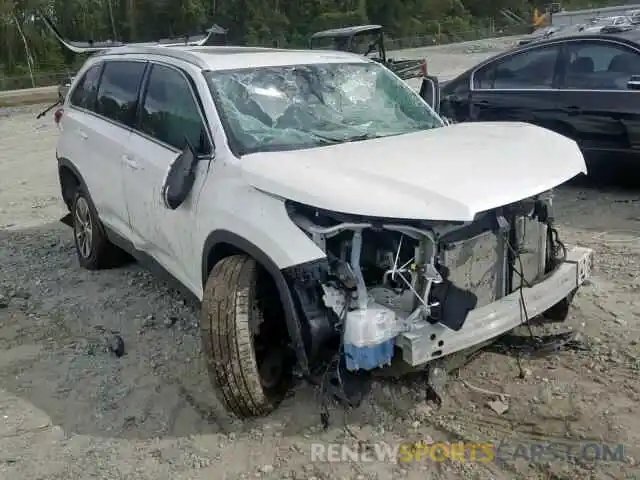 1 Photograph of a damaged car 5TDKZRFHXKS554145 TOYOTA HIGHLANDER 2019