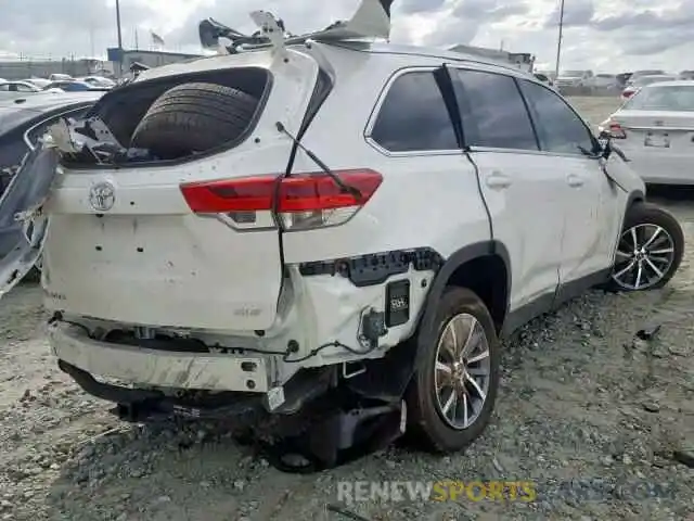 4 Photograph of a damaged car 5TDKZRFHXKS554145 TOYOTA HIGHLANDER 2019