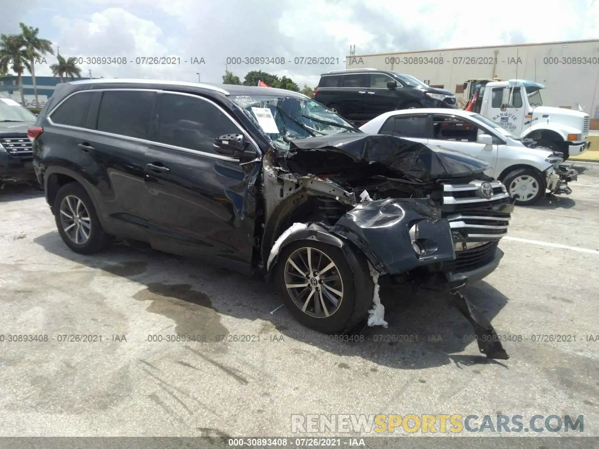 1 Photograph of a damaged car 5TDKZRFHXKS555957 TOYOTA HIGHLANDER 2019