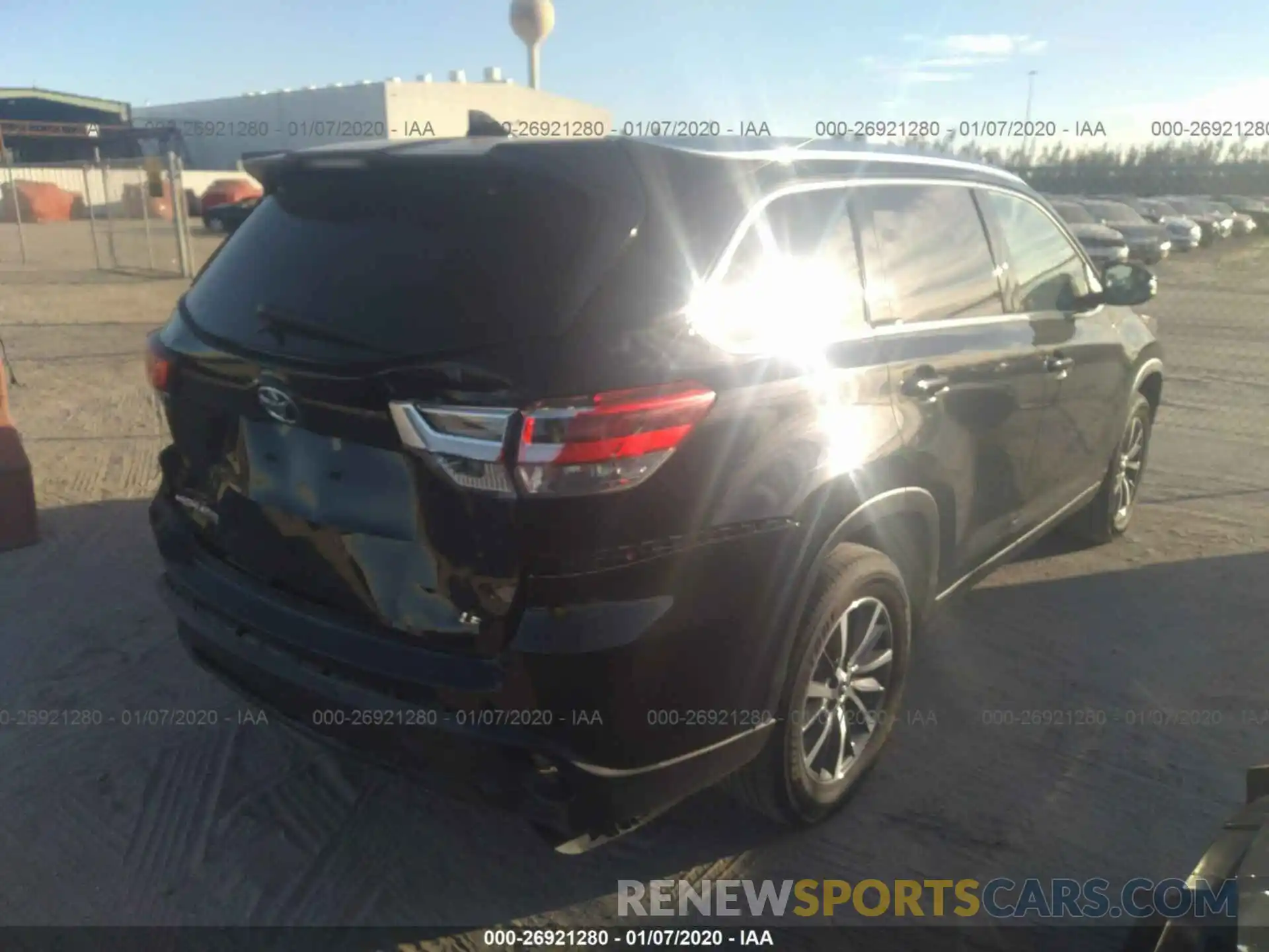 4 Фотография поврежденного автомобиля 5TDKZRFHXKS559054 TOYOTA HIGHLANDER 2019