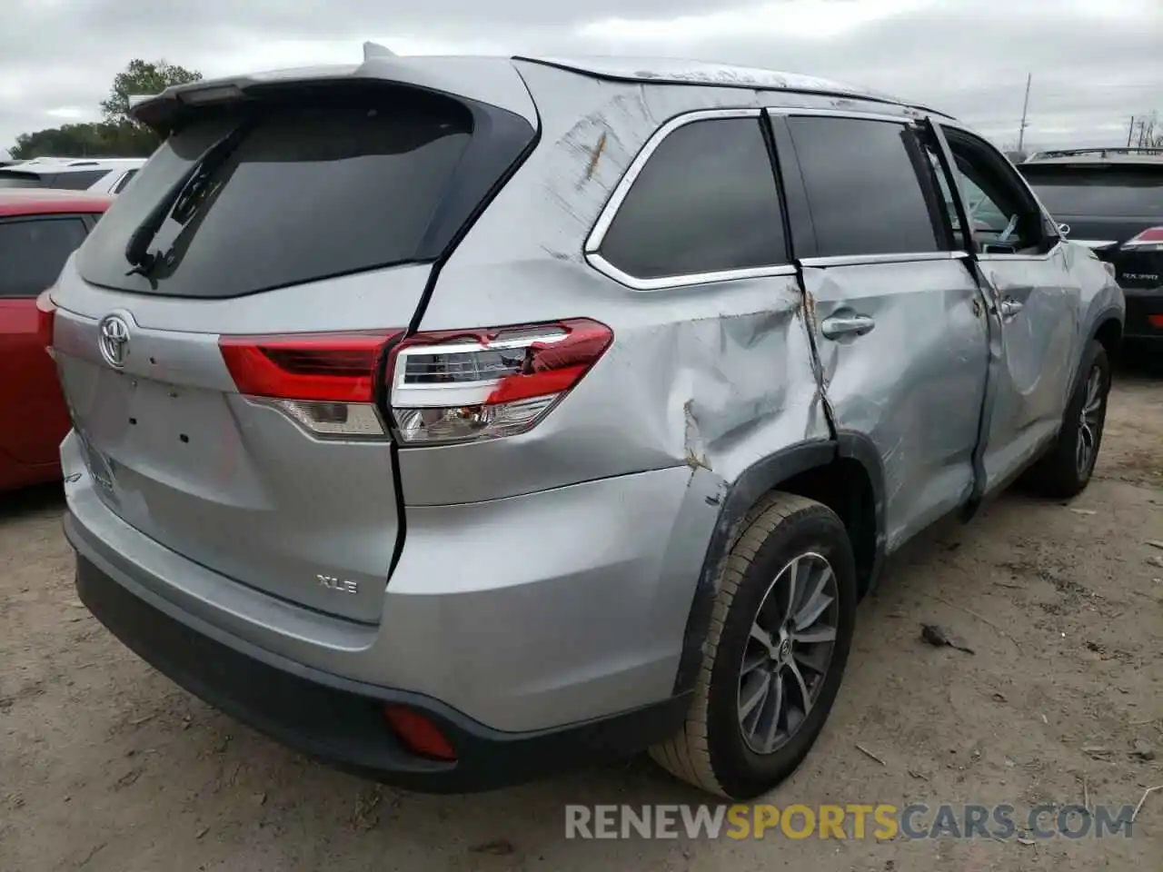 4 Фотография поврежденного автомобиля 5TDKZRFHXKS559099 TOYOTA HIGHLANDER 2019