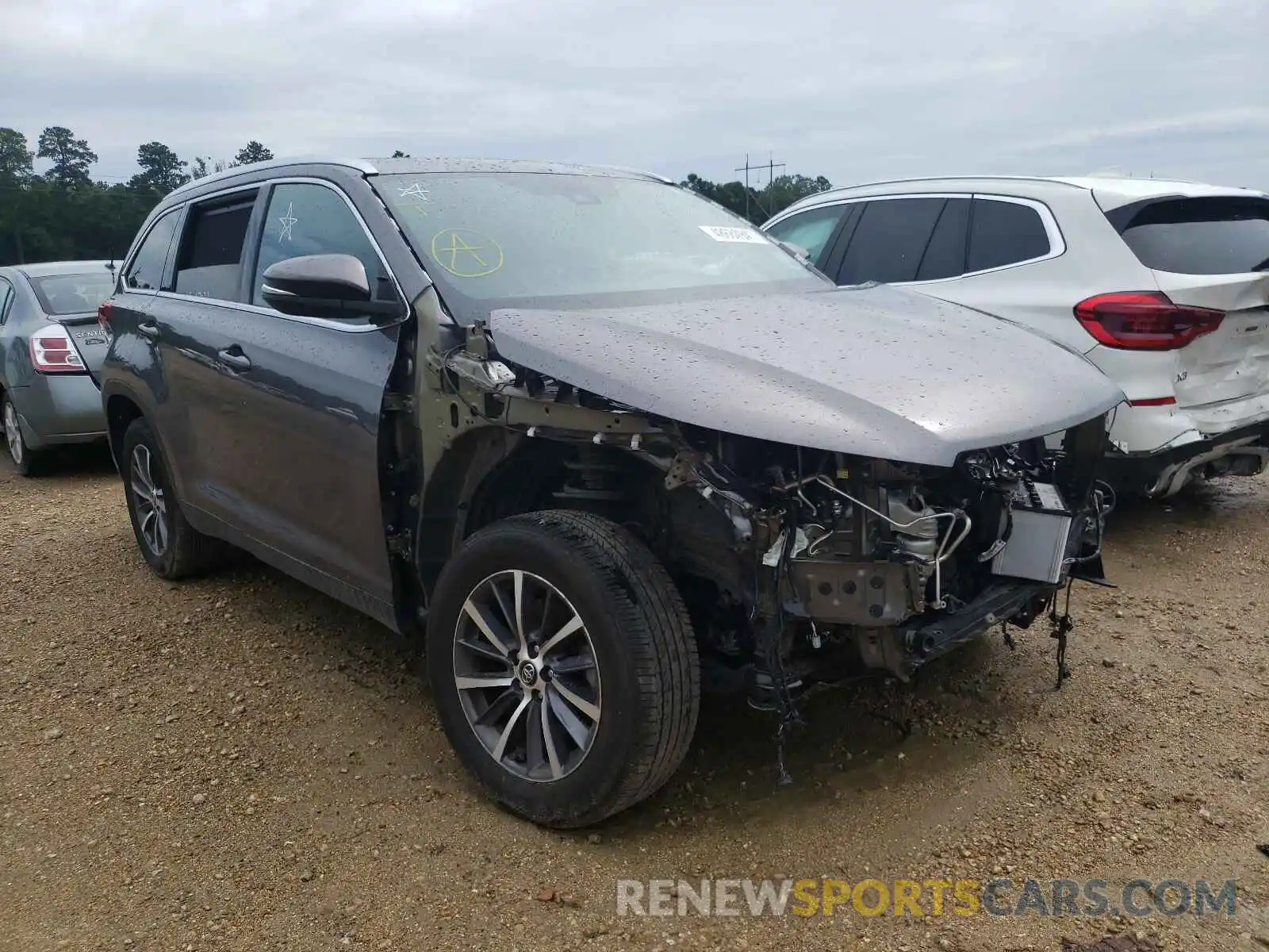 1 Photograph of a damaged car 5TDKZRFHXKS567784 TOYOTA HIGHLANDER 2019