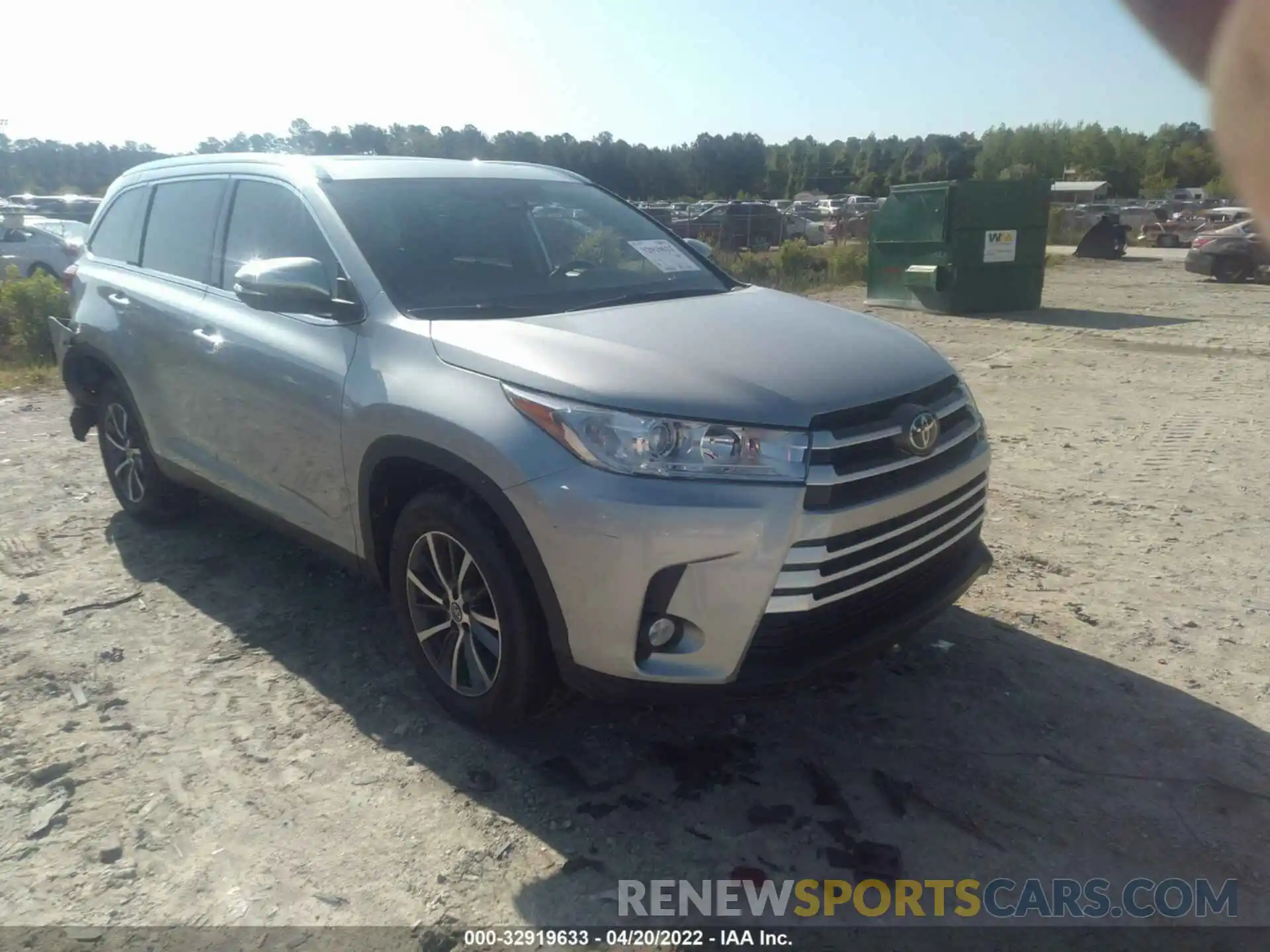 1 Фотография поврежденного автомобиля 5TDKZRFHXKS572919 TOYOTA HIGHLANDER 2019