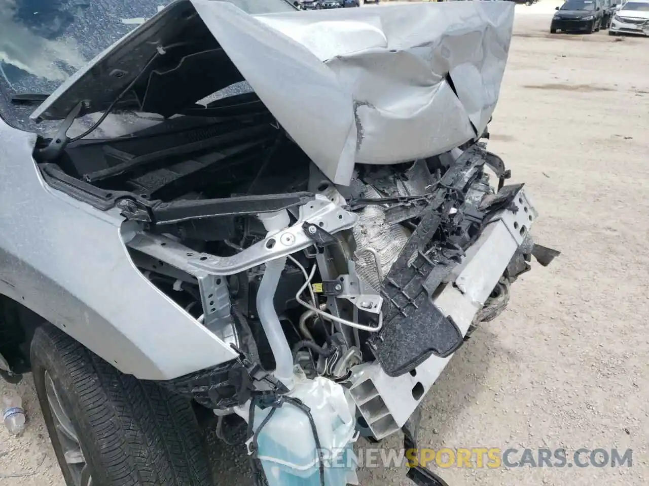 9 Photograph of a damaged car 5TDKZRFHXKS573830 TOYOTA HIGHLANDER 2019