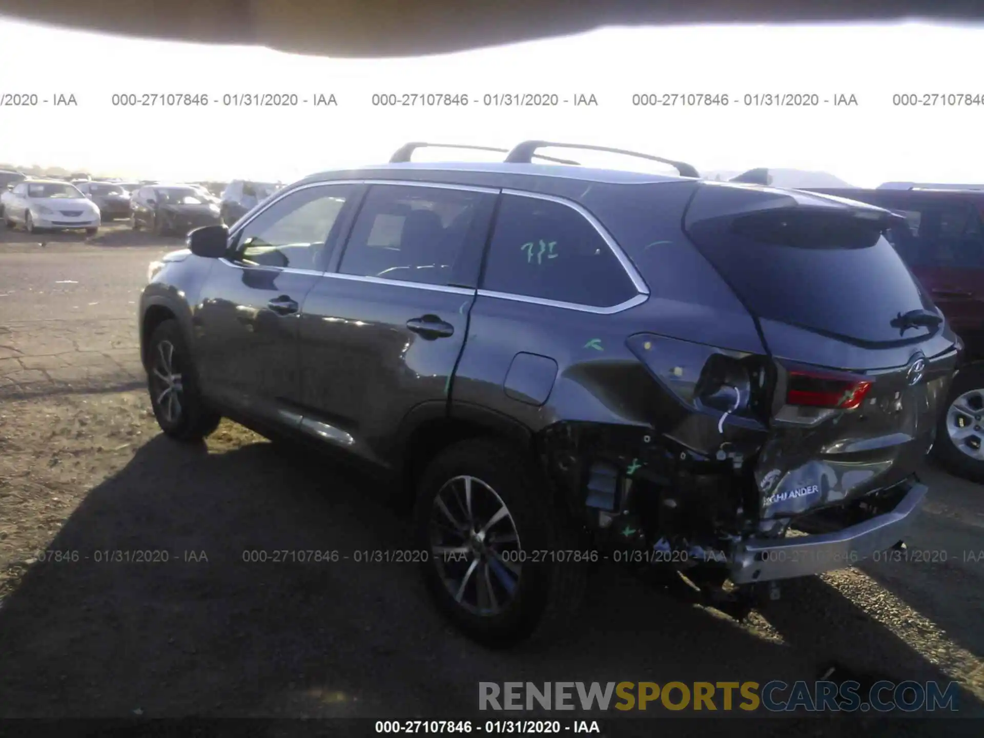 3 Photograph of a damaged car 5TDKZRFHXKS574332 TOYOTA HIGHLANDER 2019