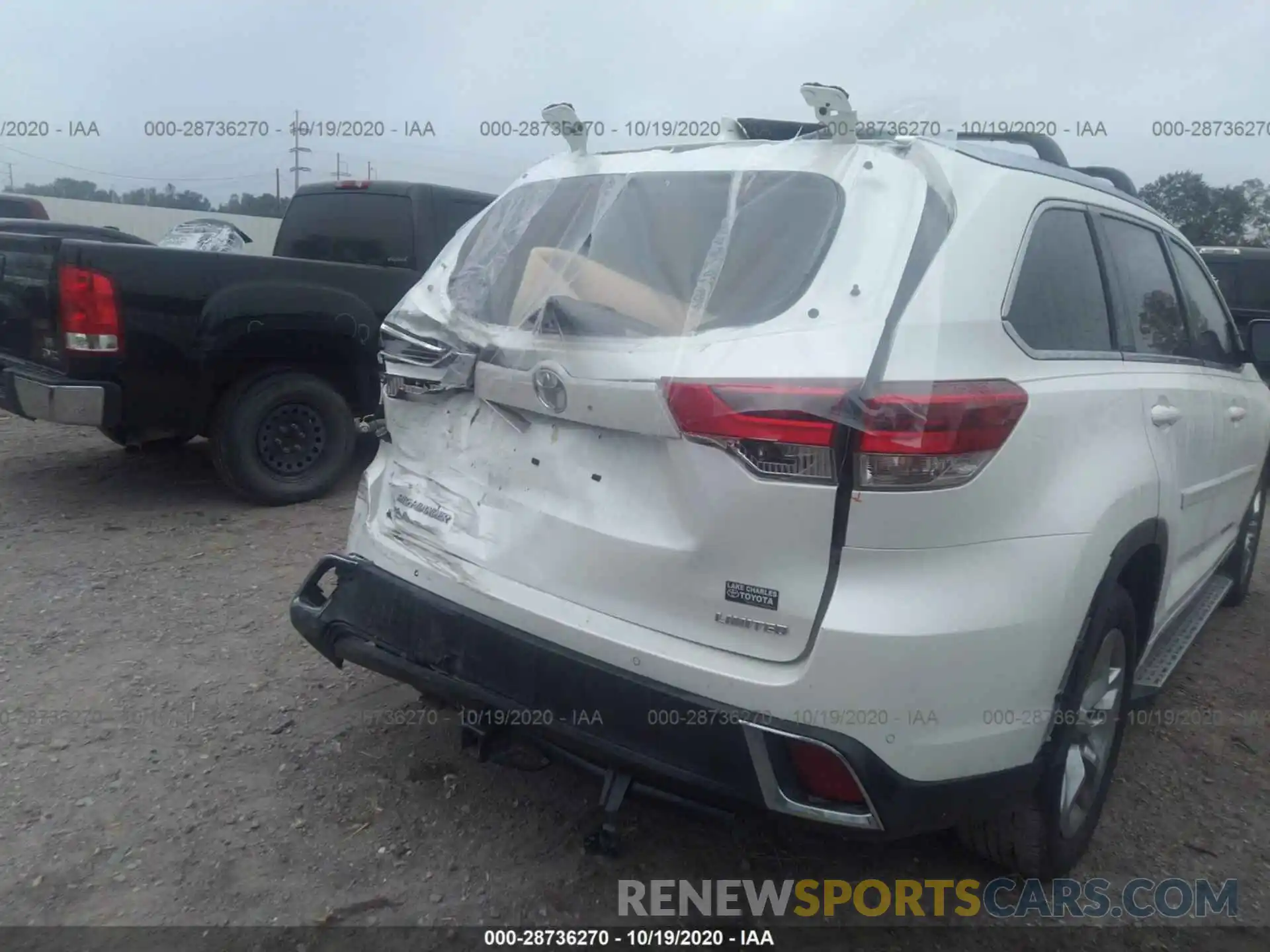 6 Photograph of a damaged car 5TDYZRFH0KS298933 TOYOTA HIGHLANDER 2019