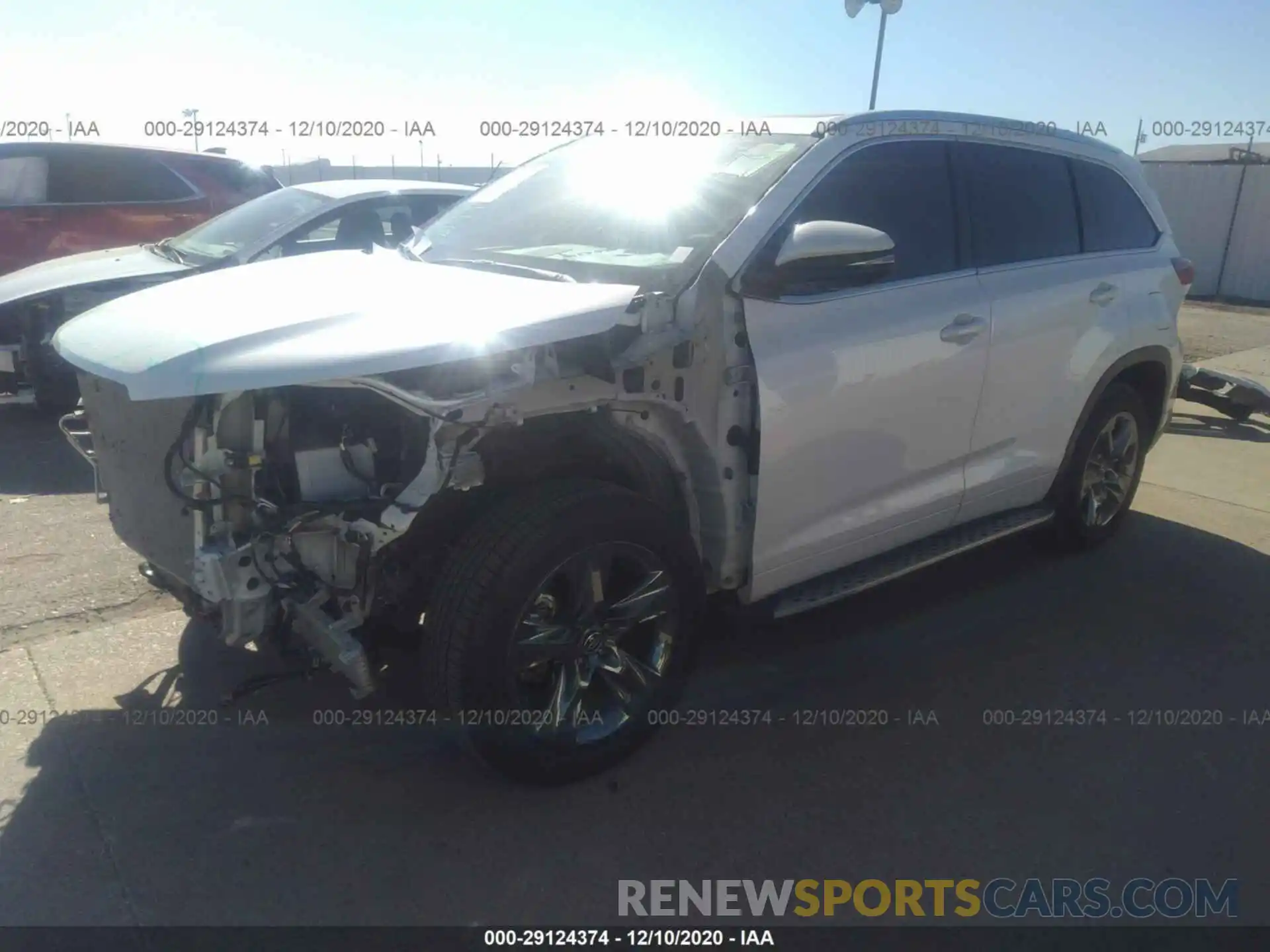 2 Photograph of a damaged car 5TDYZRFH0KS301412 TOYOTA HIGHLANDER 2019