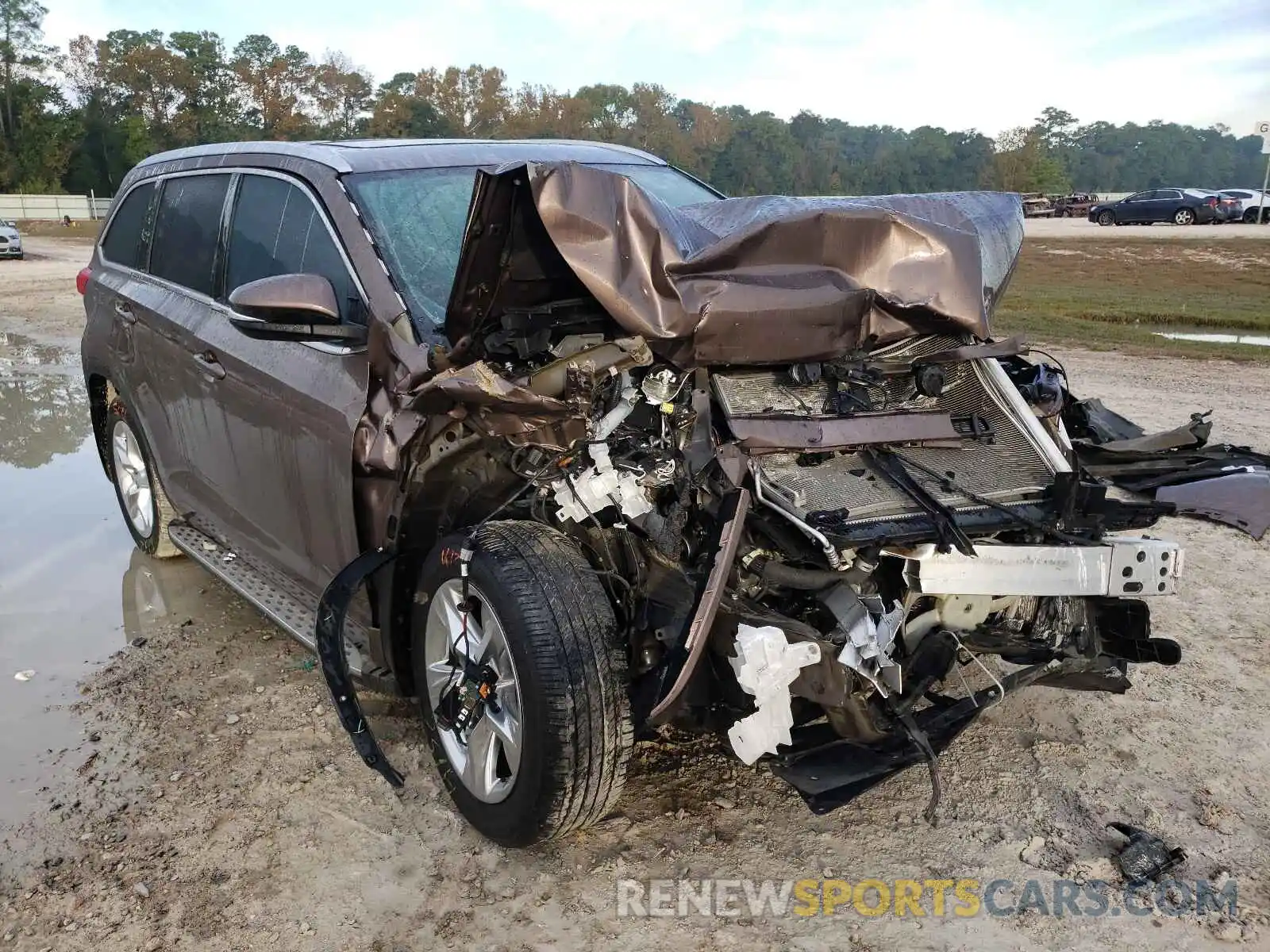 1 Photograph of a damaged car 5TDYZRFH0KS306321 TOYOTA HIGHLANDER 2019