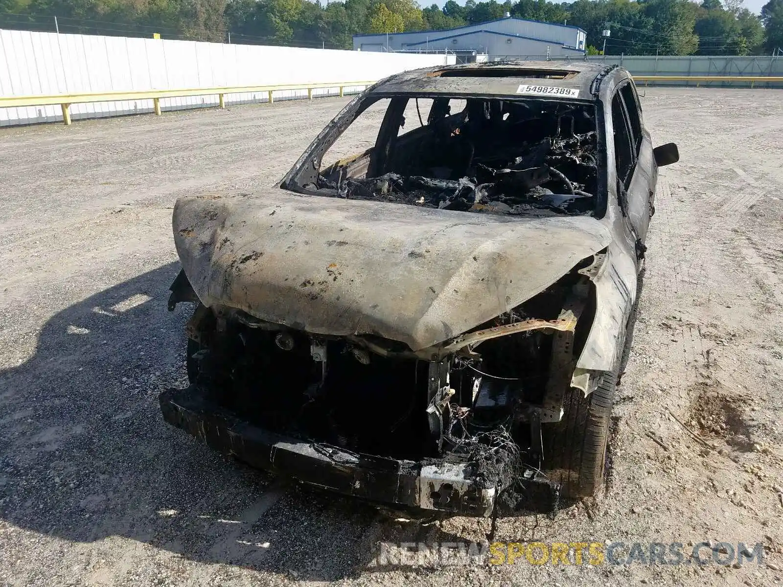 10 Photograph of a damaged car 5TDYZRFH0KS311583 TOYOTA HIGHLANDER 2019