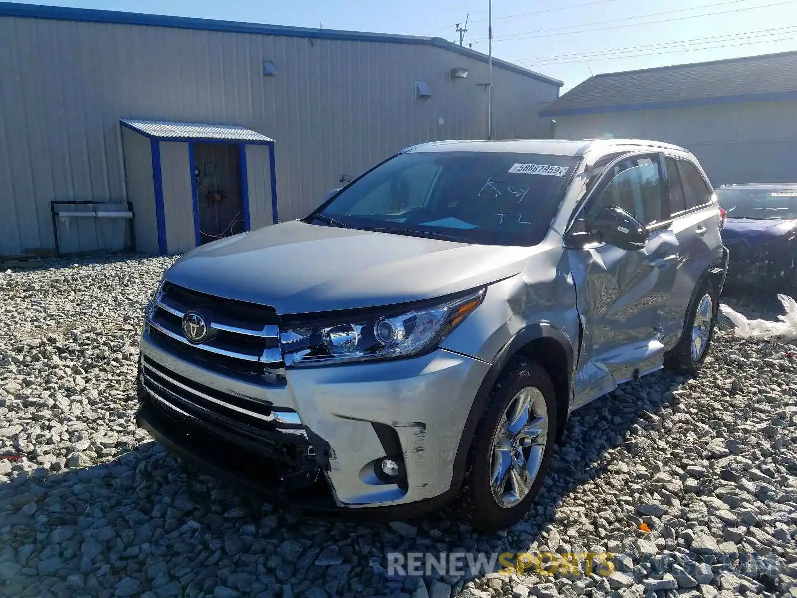 2 Photograph of a damaged car 5TDYZRFH0KS311602 TOYOTA HIGHLANDER 2019