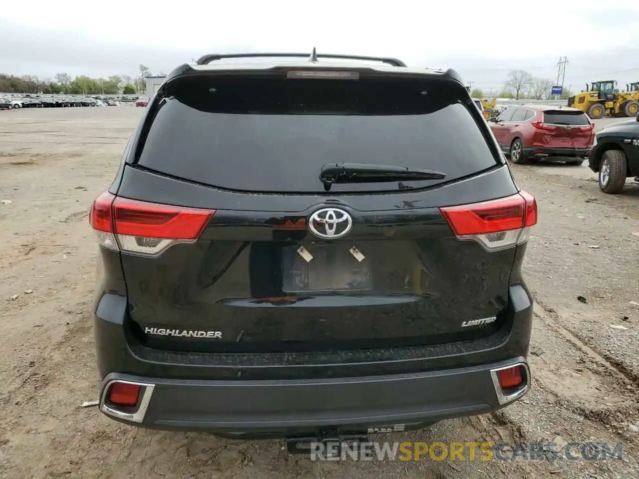 6 Photograph of a damaged car 5TDYZRFH0KS318579 TOYOTA HIGHLANDER 2019