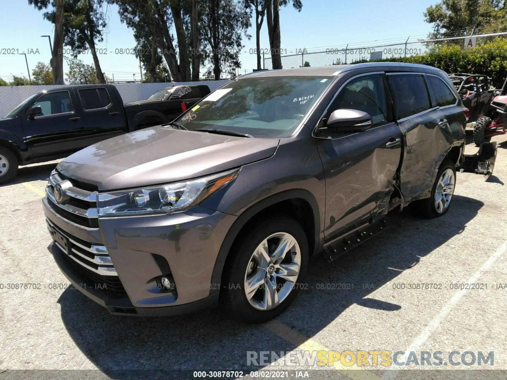 2 Photograph of a damaged car 5TDYZRFH0KS353803 TOYOTA HIGHLANDER 2019