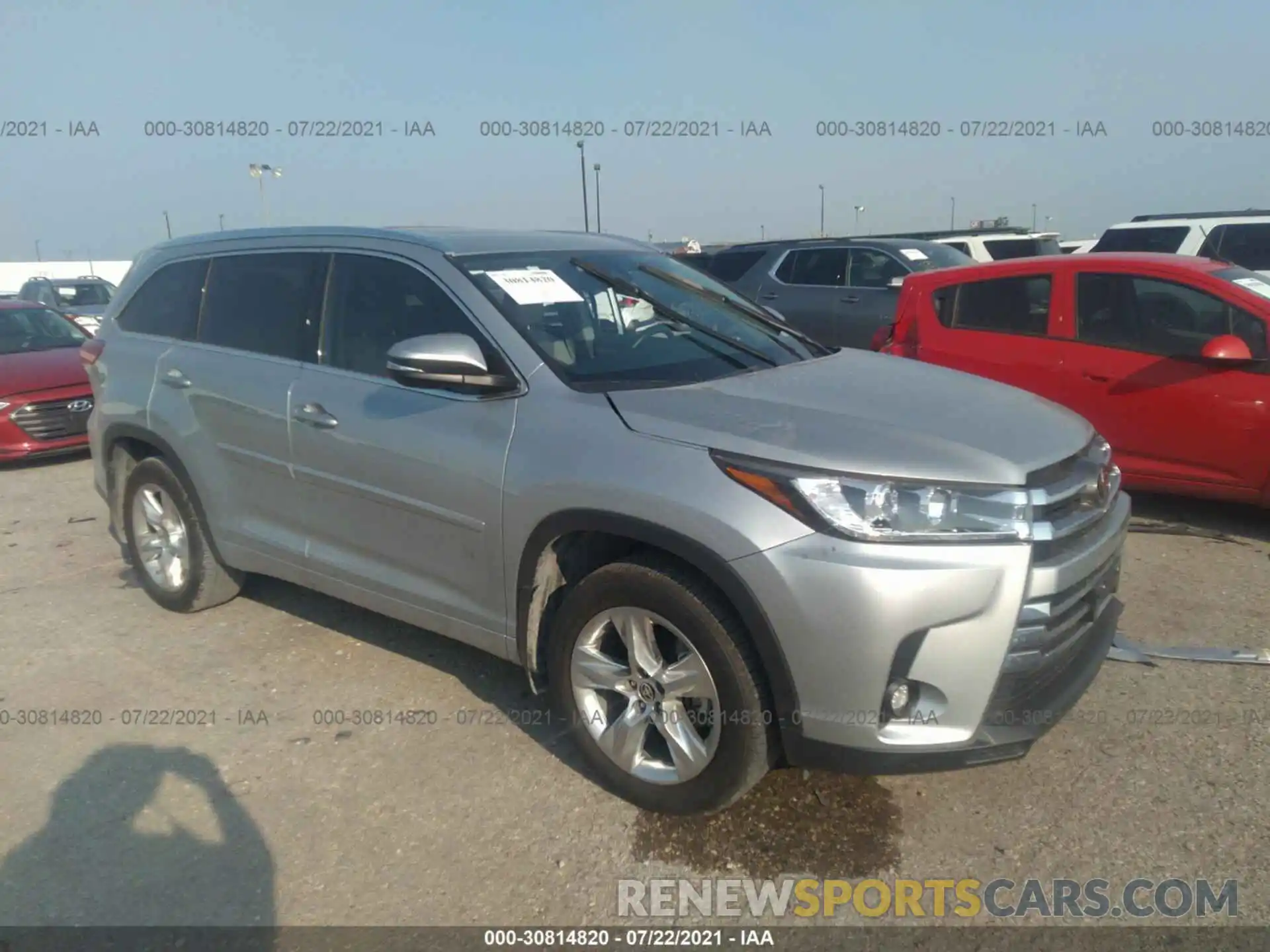 1 Photograph of a damaged car 5TDYZRFH0KS367152 TOYOTA HIGHLANDER 2019