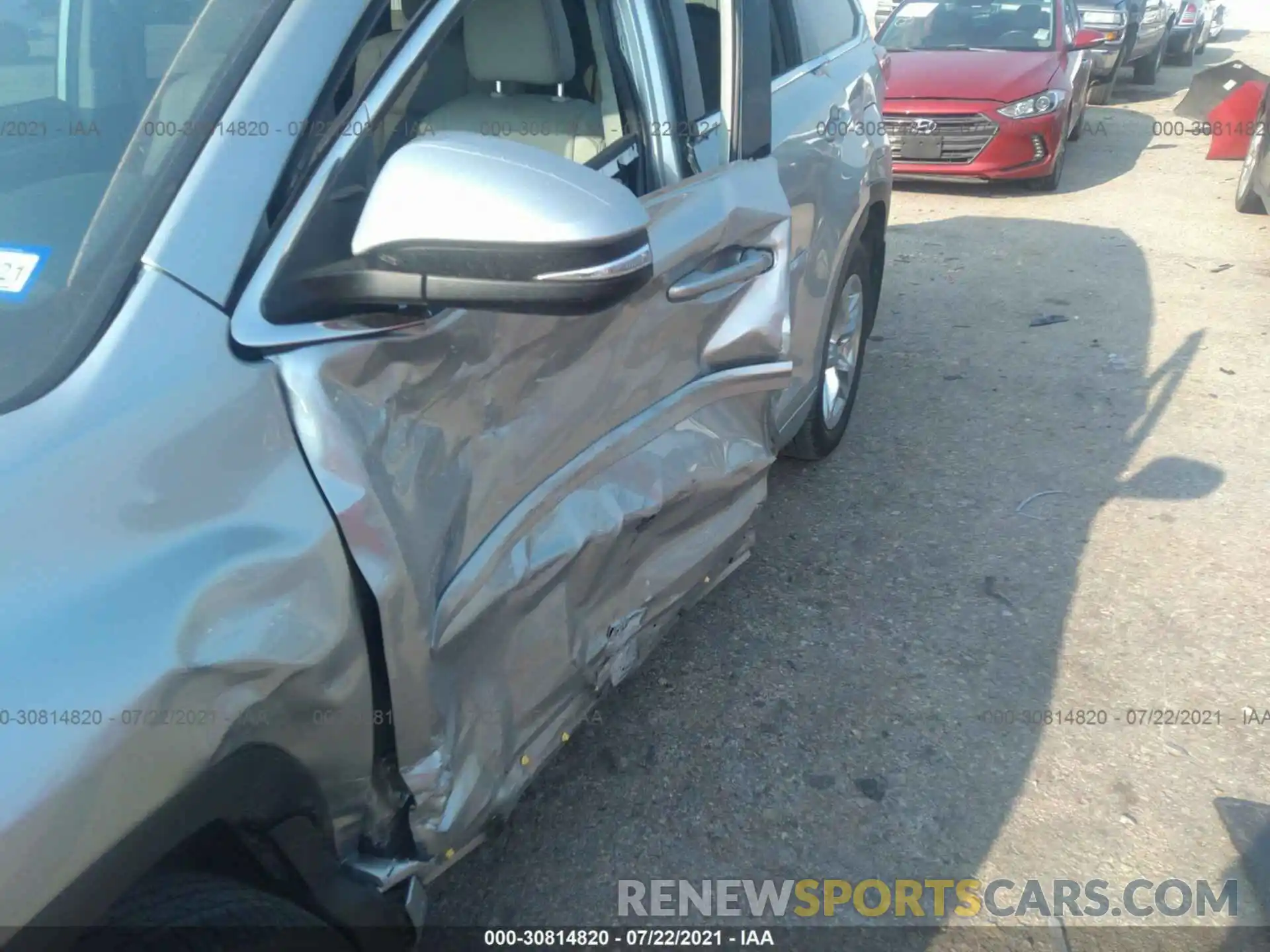 6 Photograph of a damaged car 5TDYZRFH0KS367152 TOYOTA HIGHLANDER 2019