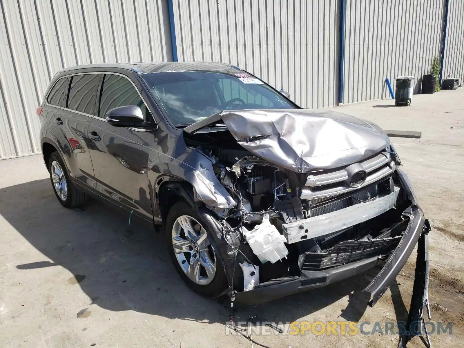 1 Photograph of a damaged car 5TDYZRFH1KS295538 TOYOTA HIGHLANDER 2019