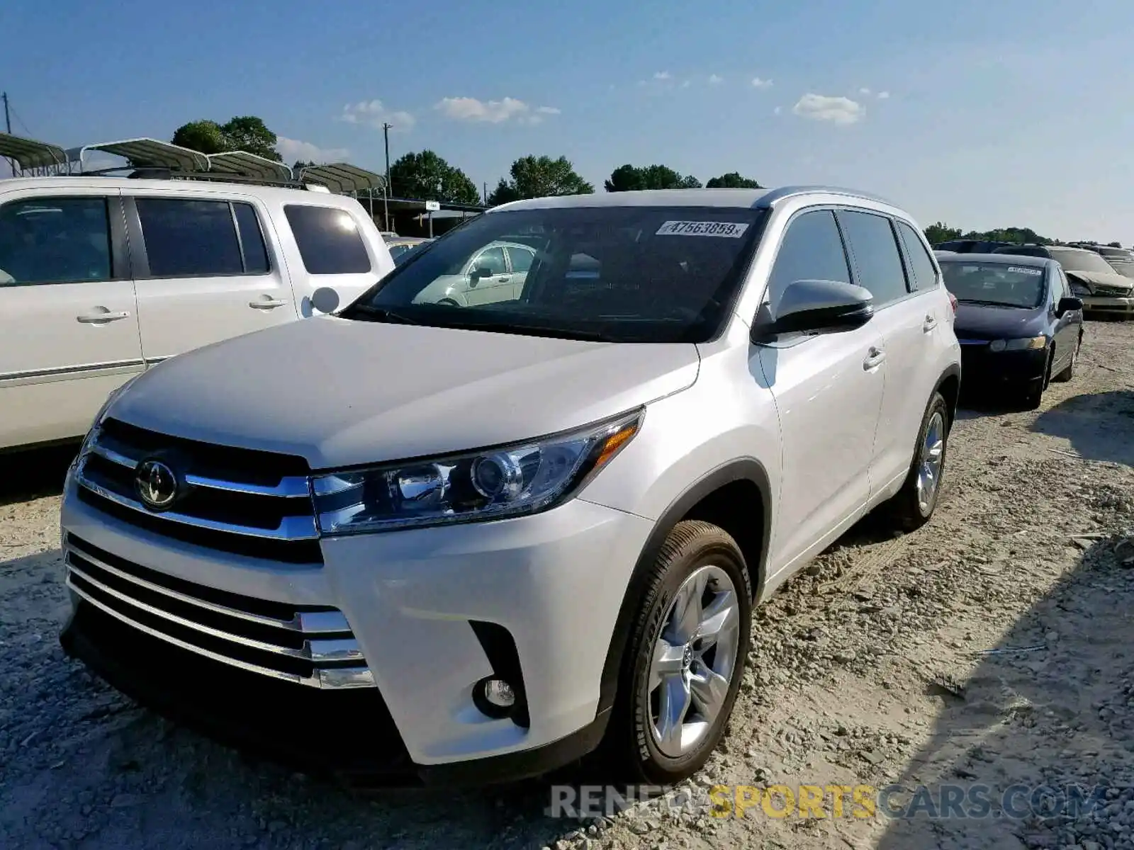 2 Photograph of a damaged car 5TDYZRFH1KS318509 TOYOTA HIGHLANDER 2019