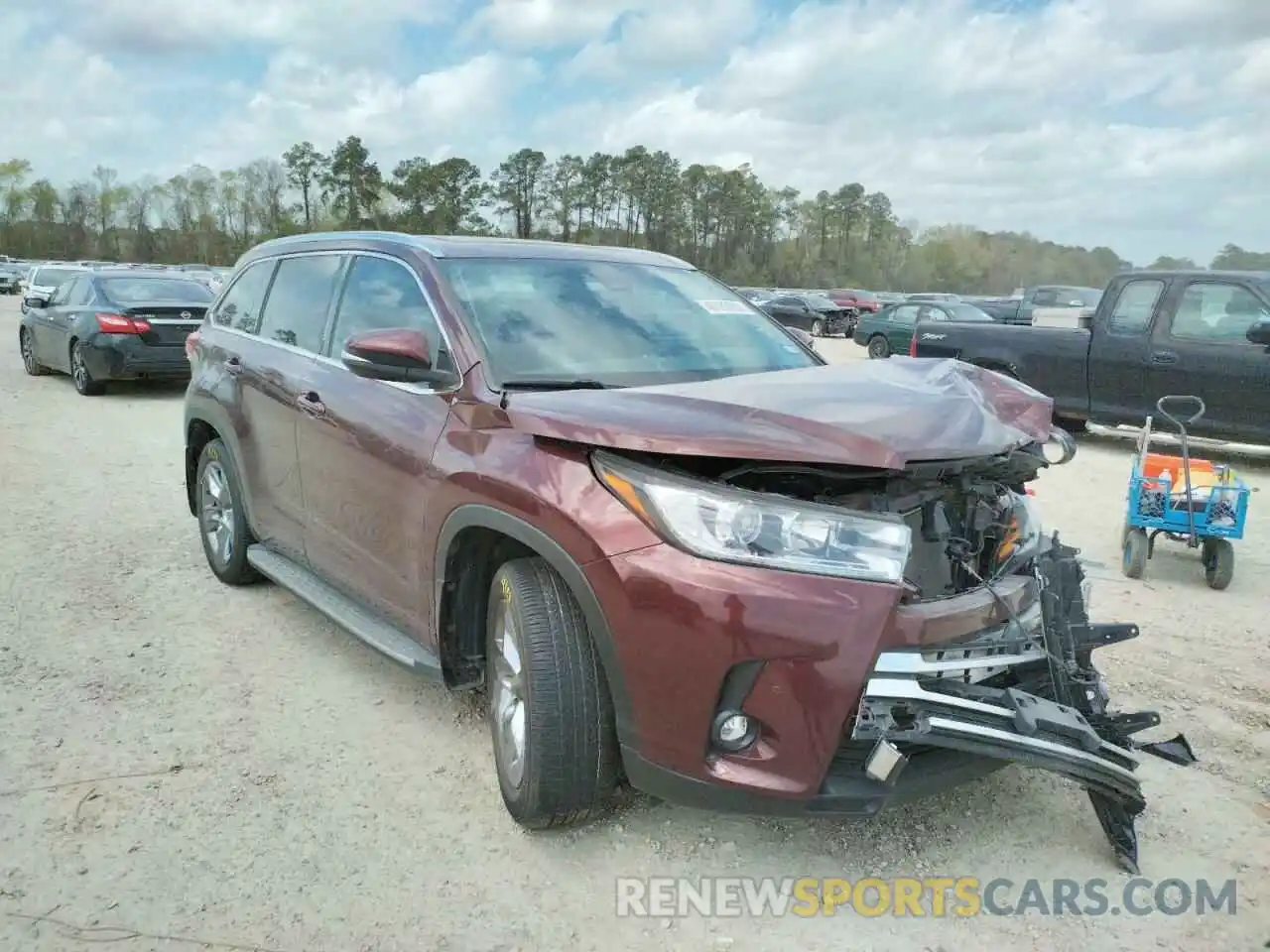 1 Photograph of a damaged car 5TDYZRFH2KS304540 TOYOTA HIGHLANDER 2019