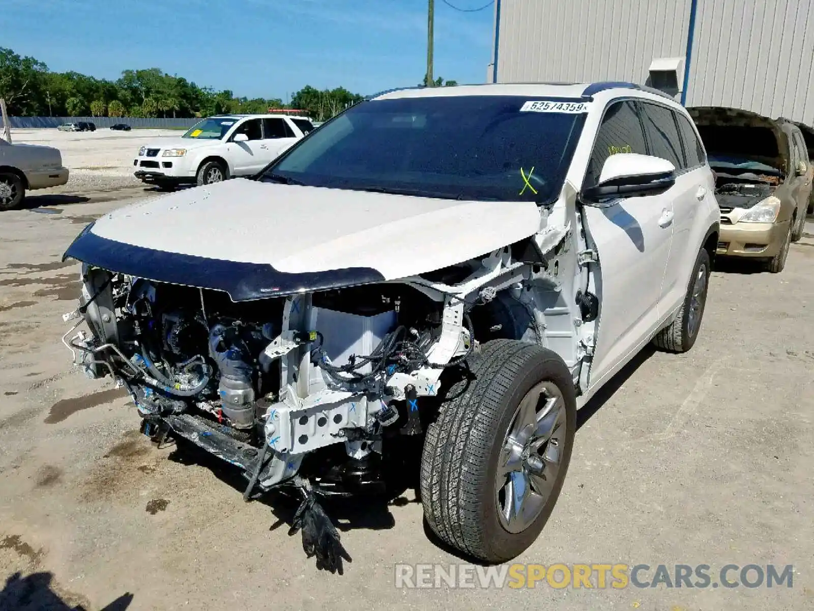 2 Photograph of a damaged car 5TDYZRFH2KS306286 TOYOTA HIGHLANDER 2019