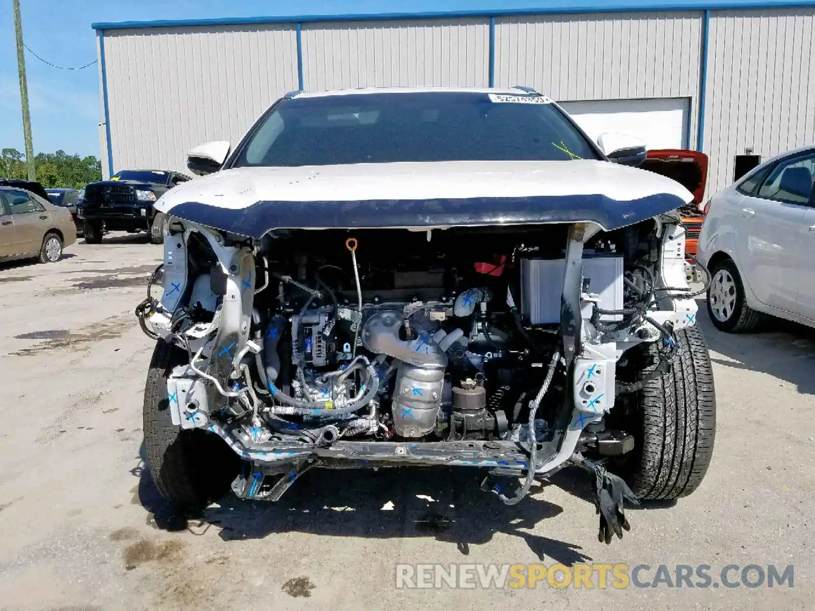 9 Photograph of a damaged car 5TDYZRFH2KS306286 TOYOTA HIGHLANDER 2019