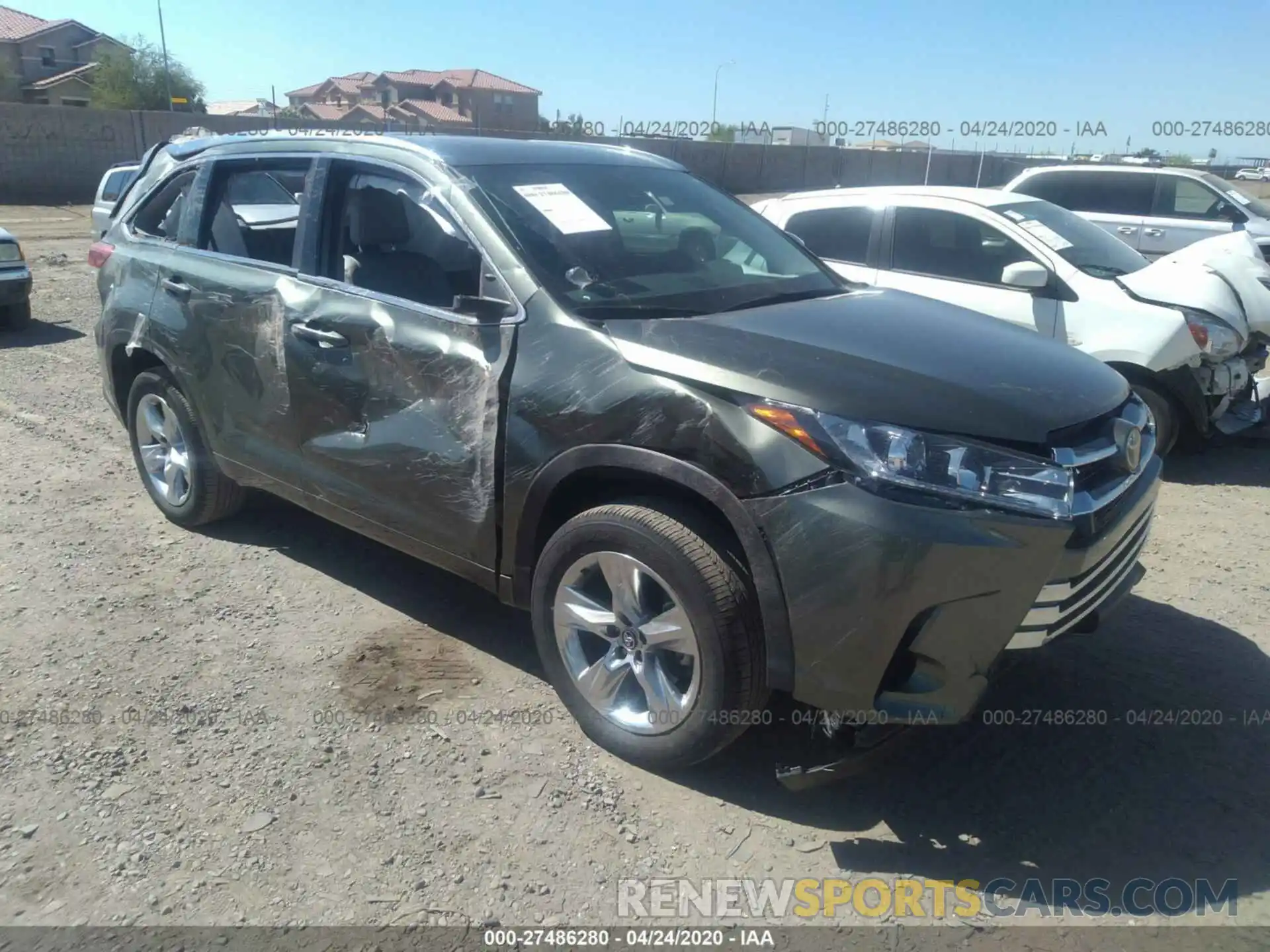 1 Photograph of a damaged car 5TDYZRFH2KS313139 TOYOTA HIGHLANDER 2019