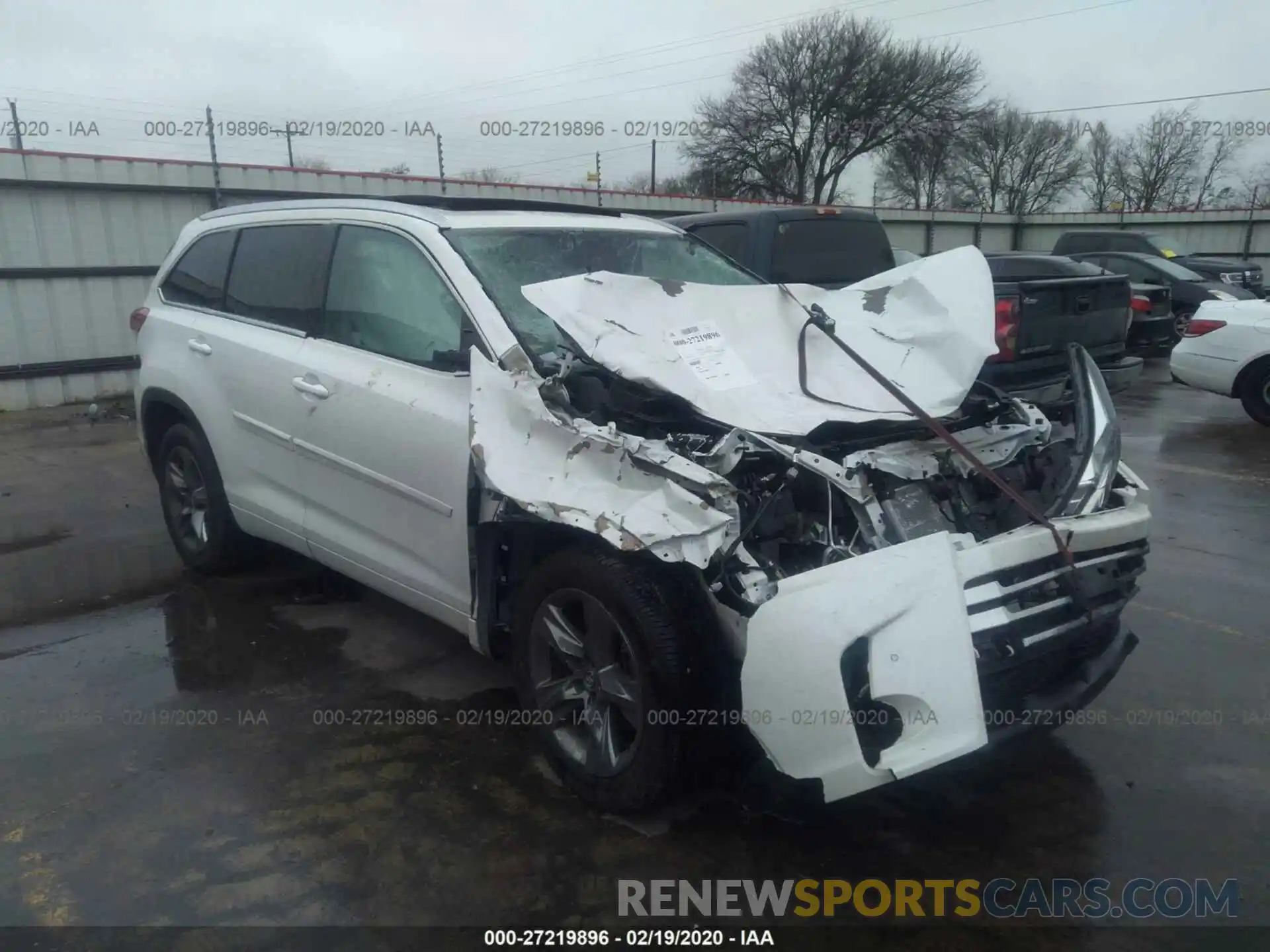 1 Photograph of a damaged car 5TDYZRFH2KS316445 TOYOTA HIGHLANDER 2019