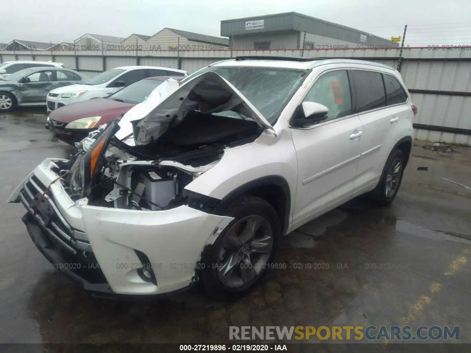 2 Photograph of a damaged car 5TDYZRFH2KS316445 TOYOTA HIGHLANDER 2019