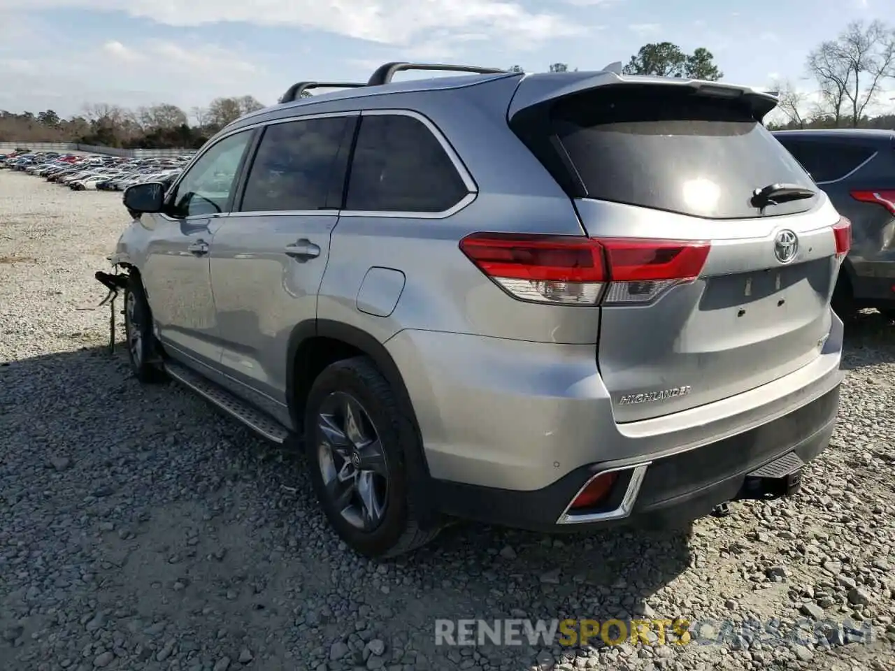 3 Photograph of a damaged car 5TDYZRFH2KS319328 TOYOTA HIGHLANDER 2019