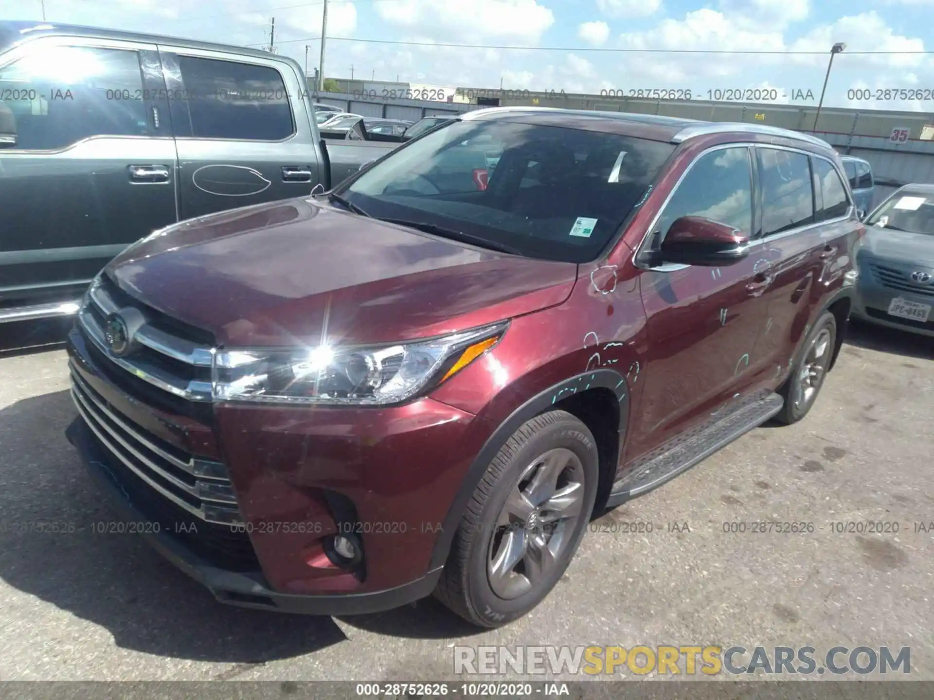 2 Photograph of a damaged car 5TDYZRFH3KS292902 TOYOTA HIGHLANDER 2019