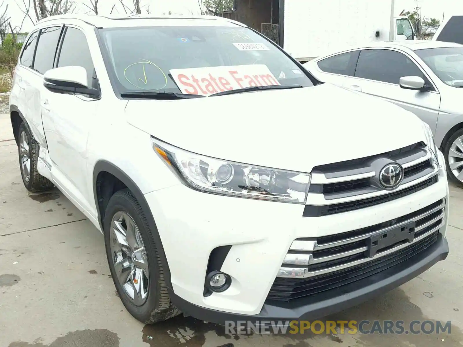 1 Photograph of a damaged car 5TDYZRFH3KS295959 TOYOTA HIGHLANDER 2019