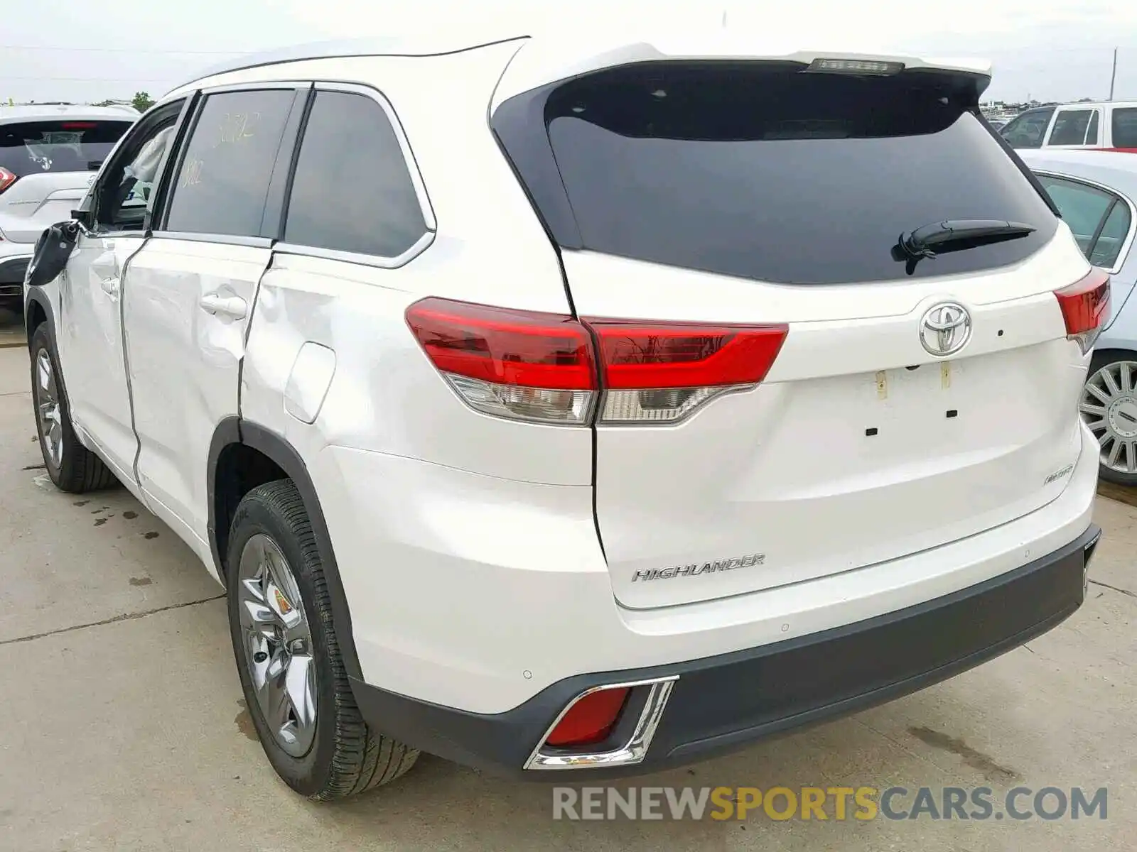 3 Фотография поврежденного автомобиля 5TDYZRFH3KS295959 TOYOTA HIGHLANDER 2019