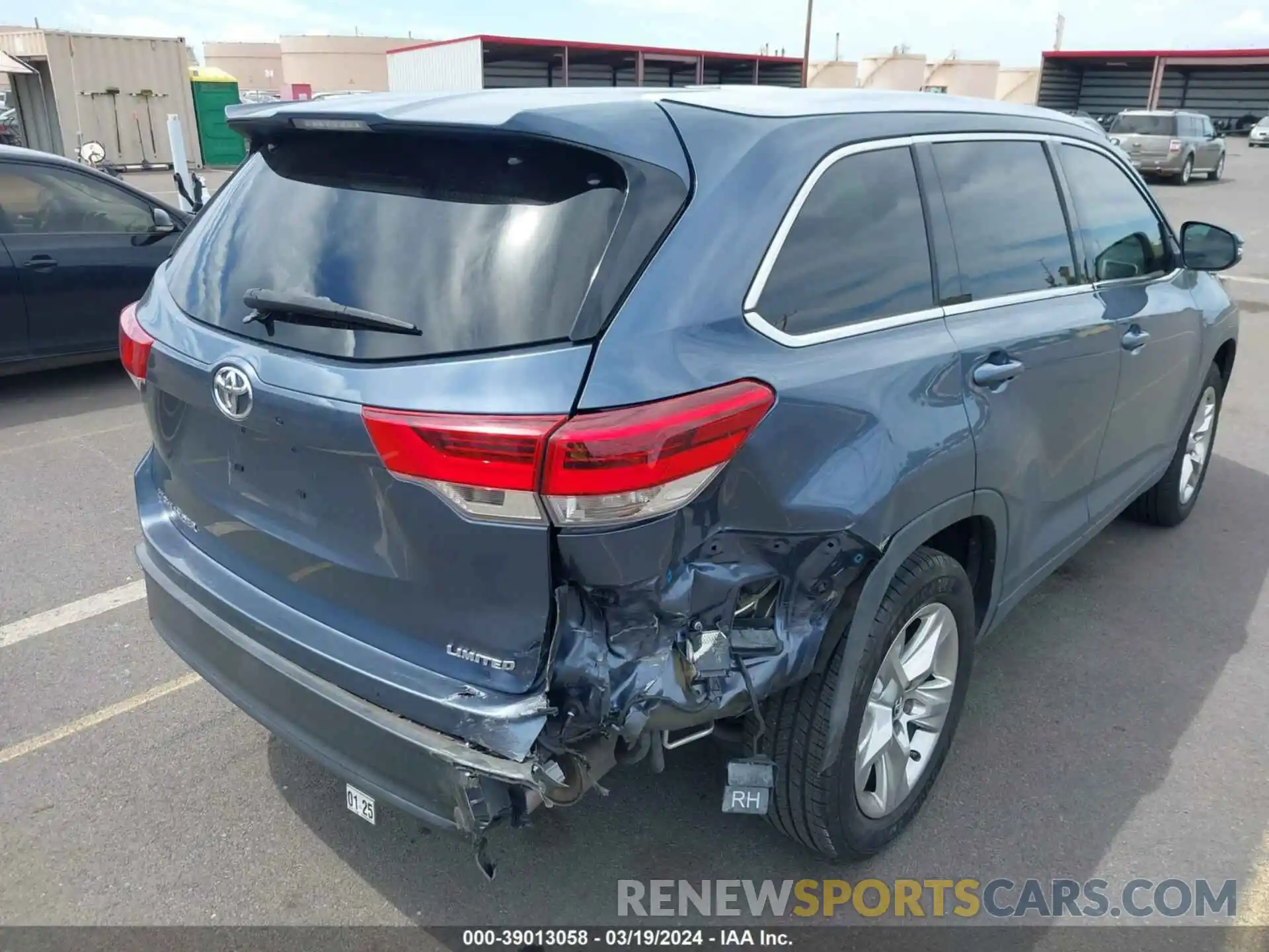 6 Photograph of a damaged car 5TDYZRFH3KS301078 TOYOTA HIGHLANDER 2019