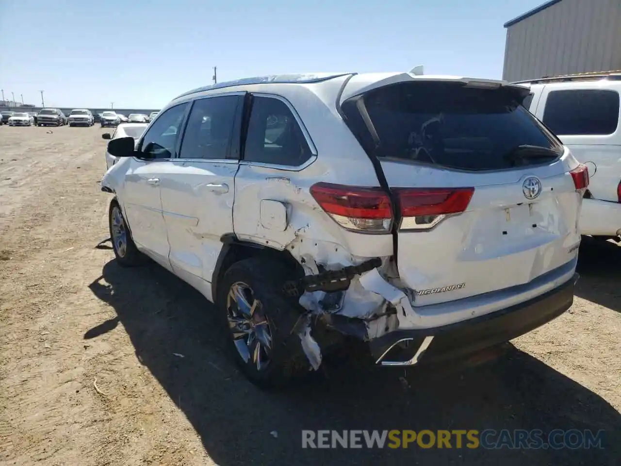 3 Photograph of a damaged car 5TDYZRFH3KS315921 TOYOTA HIGHLANDER 2019