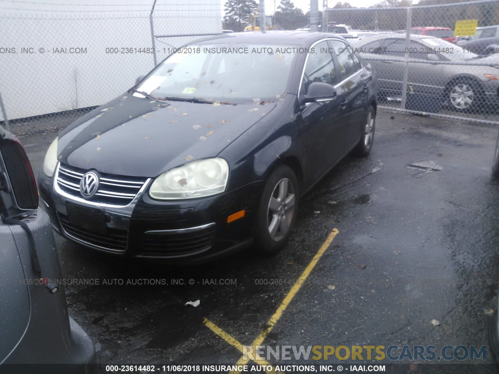 2 Photograph of a damaged car 5TDYZRFH3KS316955 TOYOTA HIGHLANDER 2019